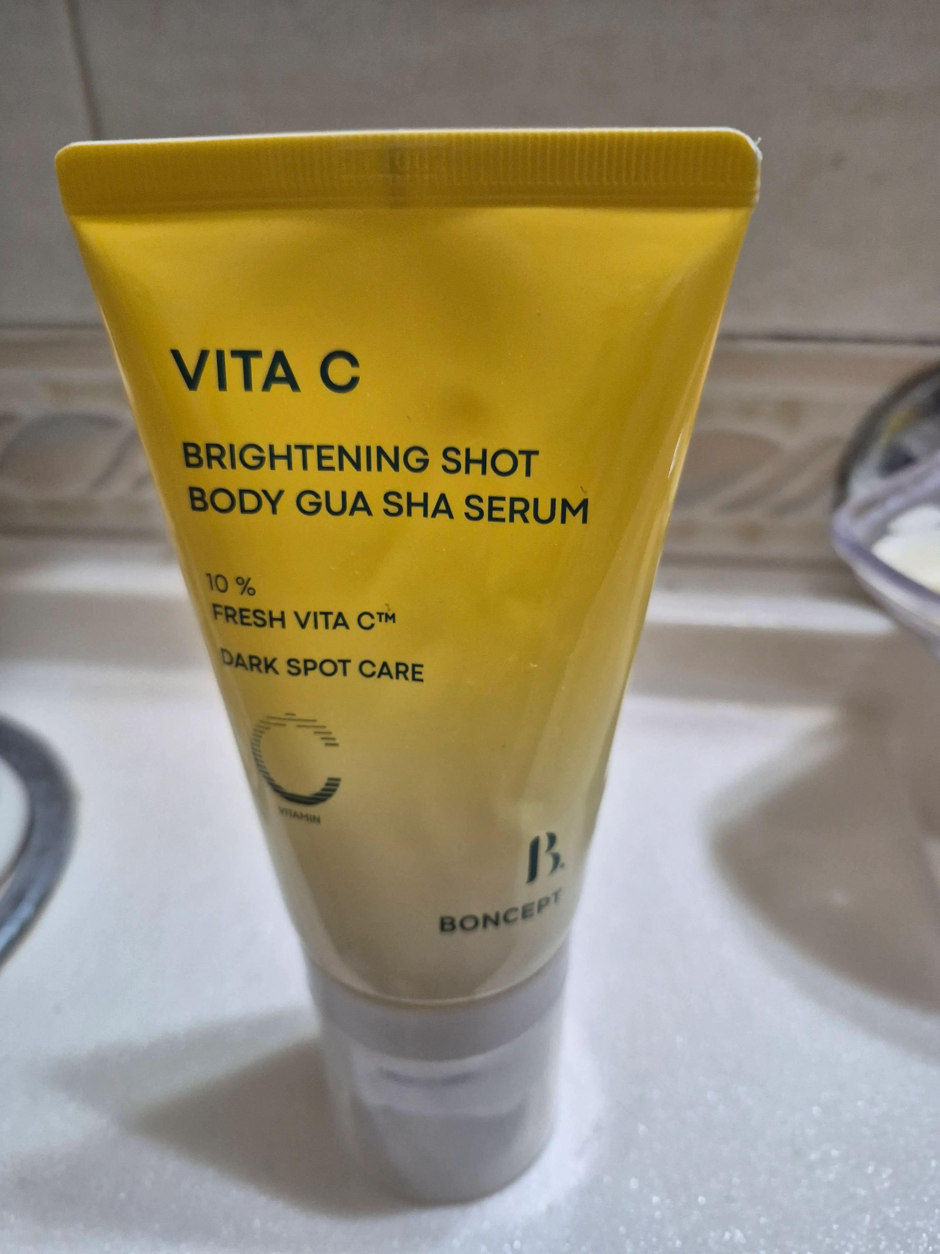 선택된 언니의파우치 리뷰 이미지 - [비타씨 미백샷 바디 괄사 세럼]