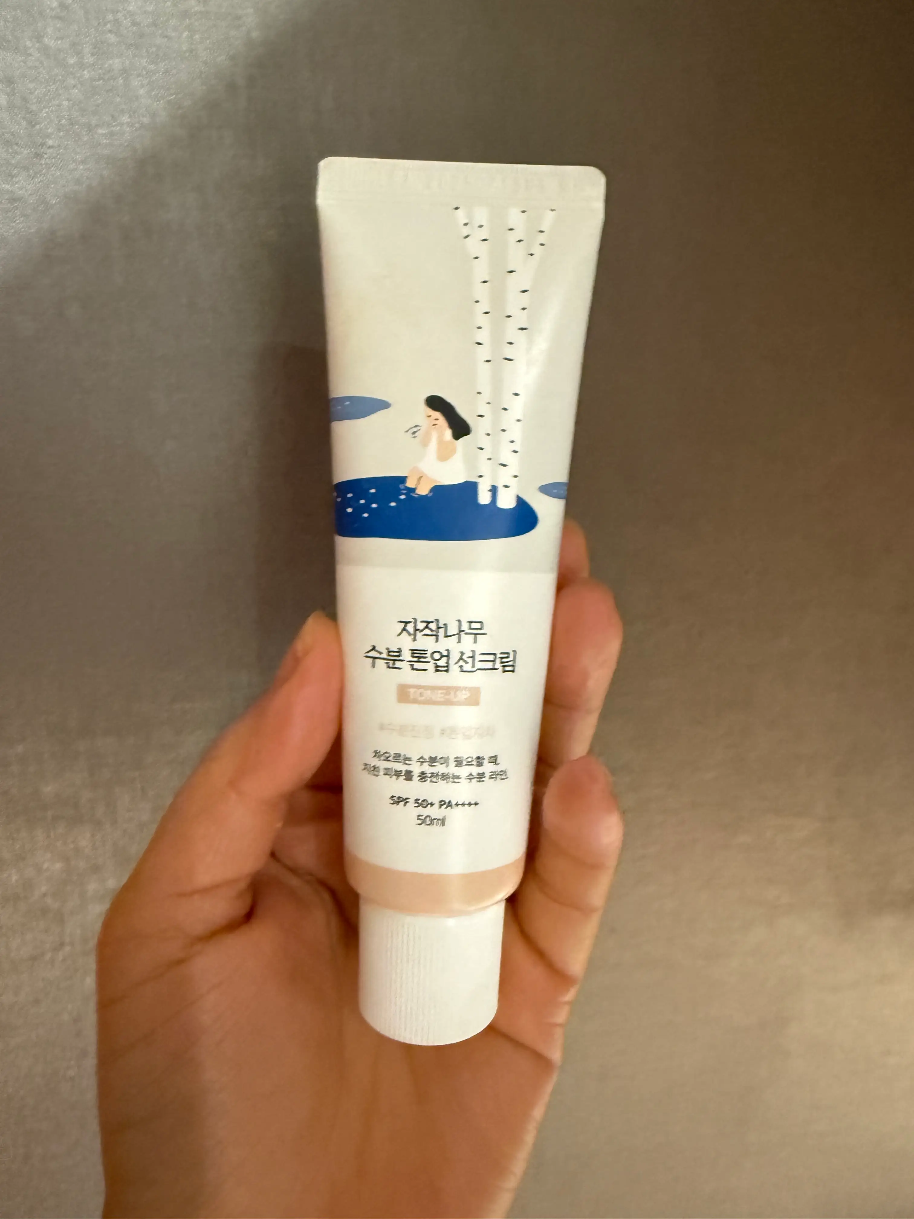 선택된 언니의파우치 리뷰 이미지 - [자작나무 수분 톤업 선크림]