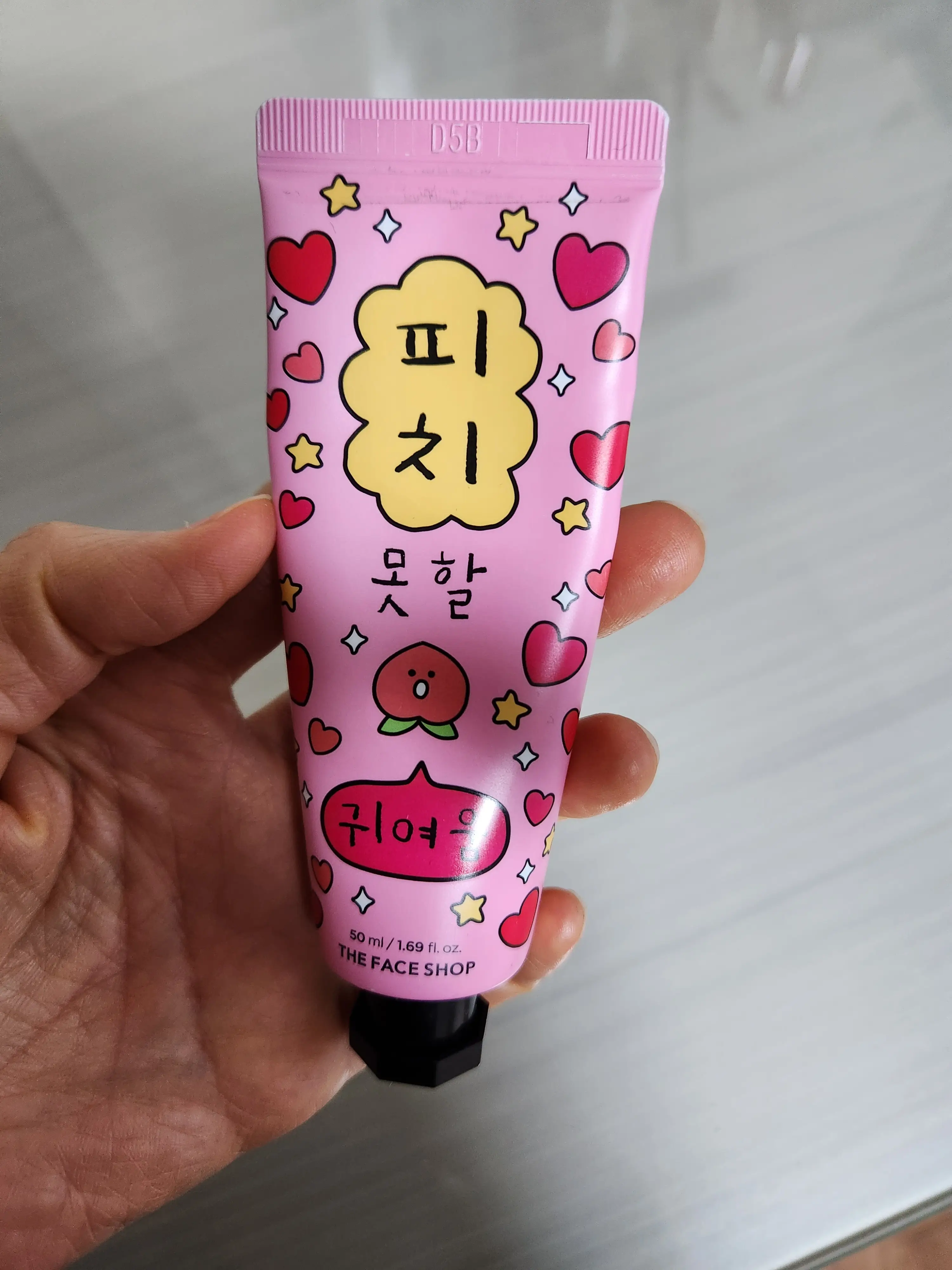 선택된 언니의파우치 리뷰 이미지 - [프루츠톡 복숭아 핸드크림]