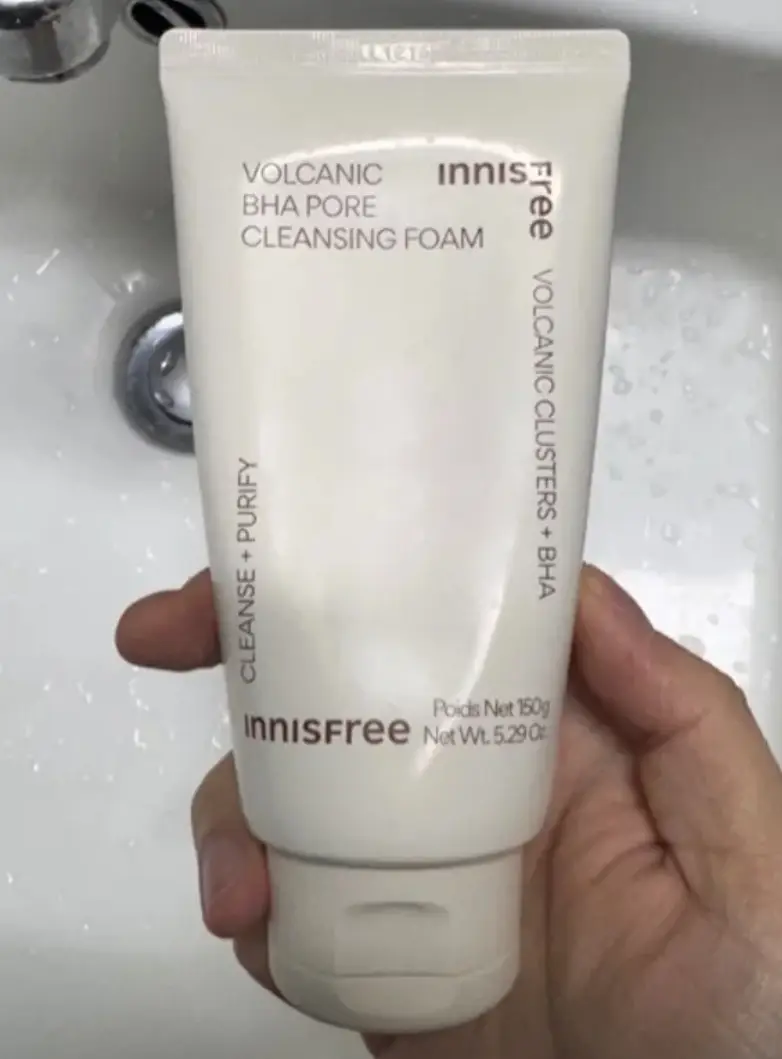 선택된 언니의파우치 리뷰 이미지 - [화산송이 바하 모공 클렌징 폼]