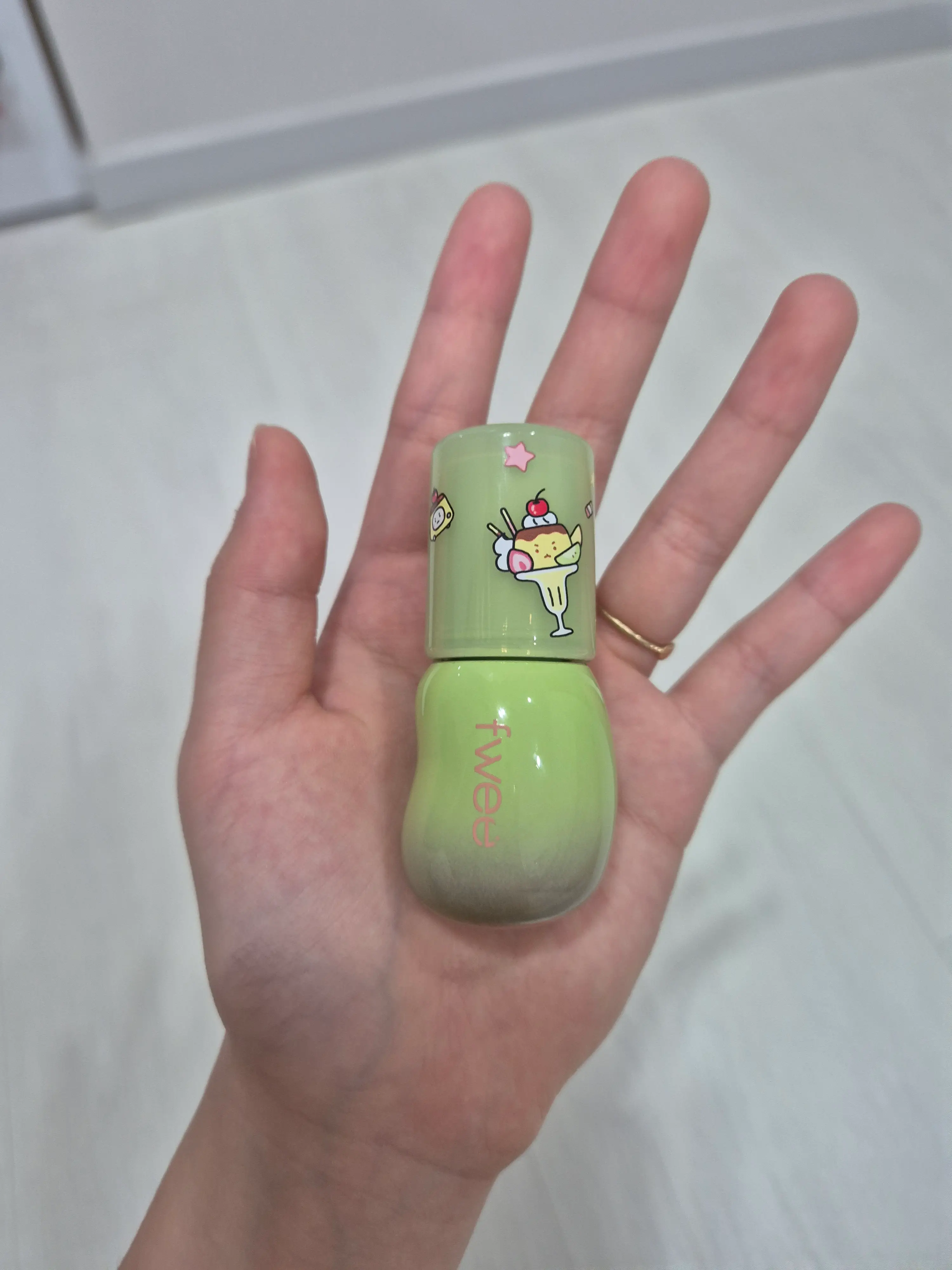 선택된 언니의파우치 리뷰 이미지 - [(망그러진 곰 콜라보) 3D 볼류밍 글로스]