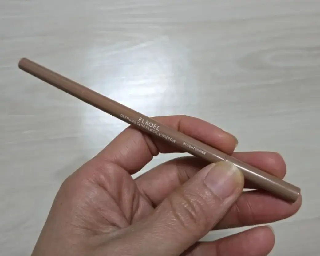 선택된 언니의파우치 리뷰 이미지 - [디파이닝 슬림 펜슬 아이브로우]