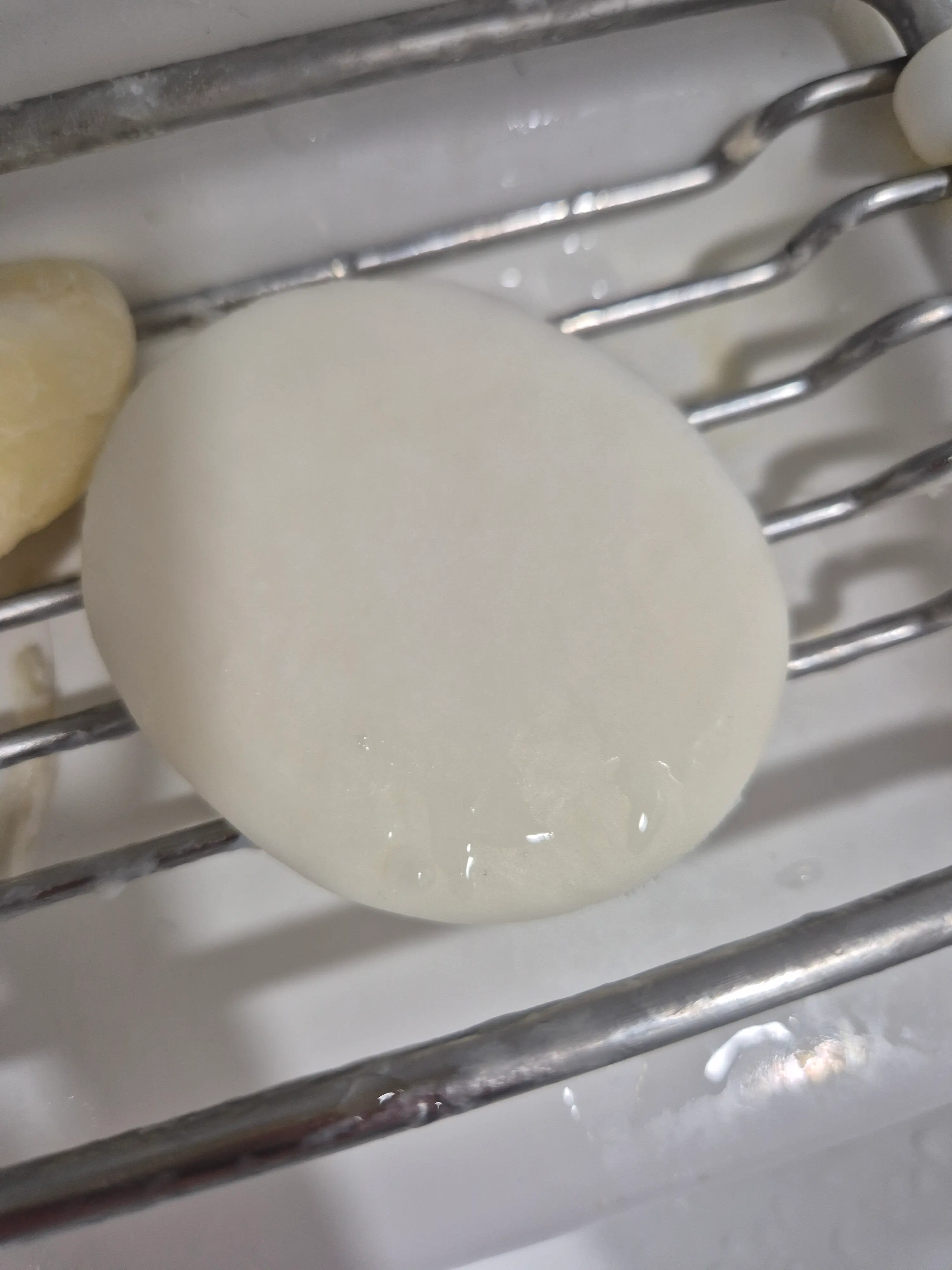 선택된 언니의파우치 리뷰 이미지 - [산양유 비누 [화이트우유]]