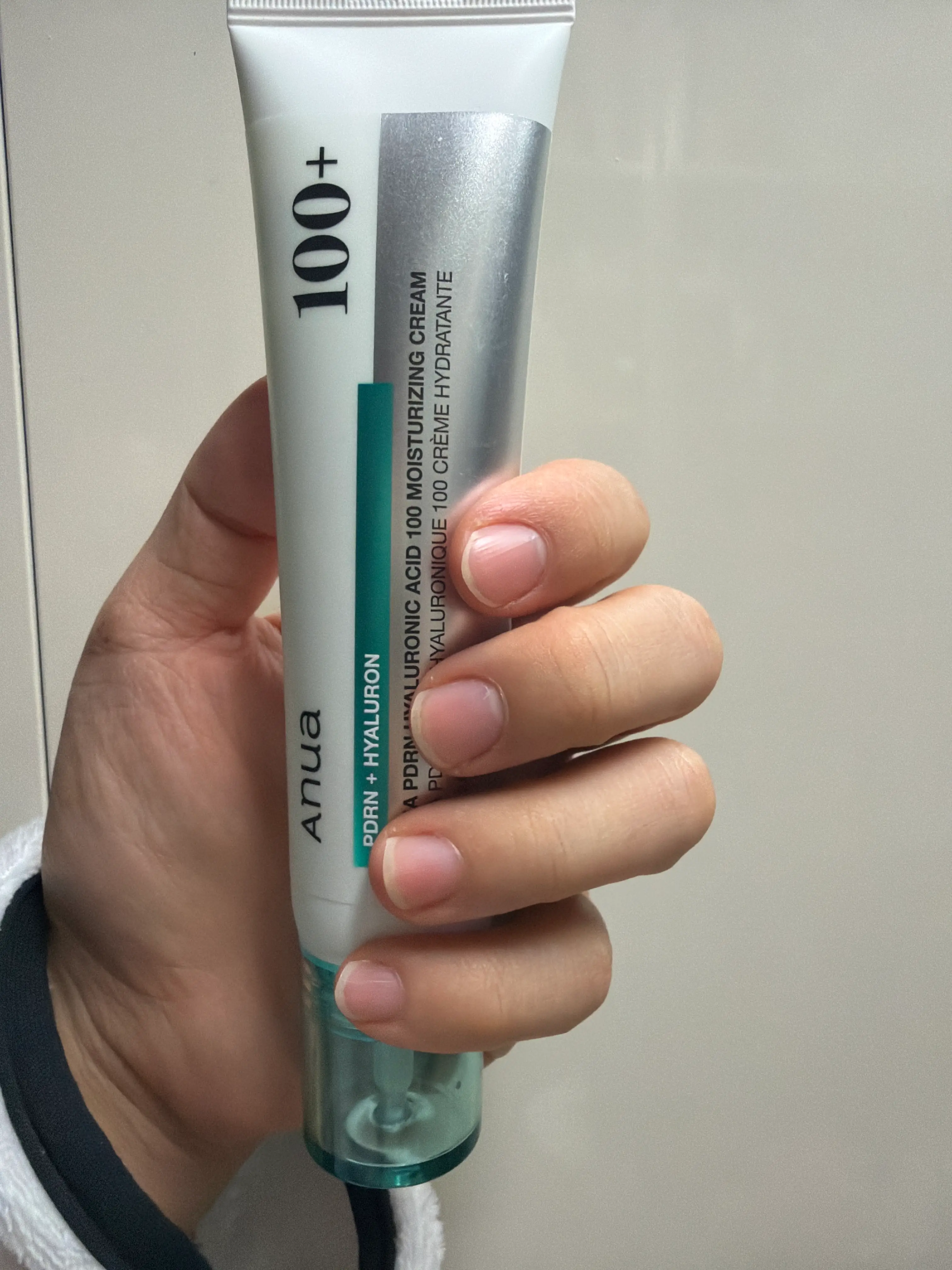 선택된 언니의파우치 리뷰 이미지 - [피디알엔 히알루론산100 수분 크림]