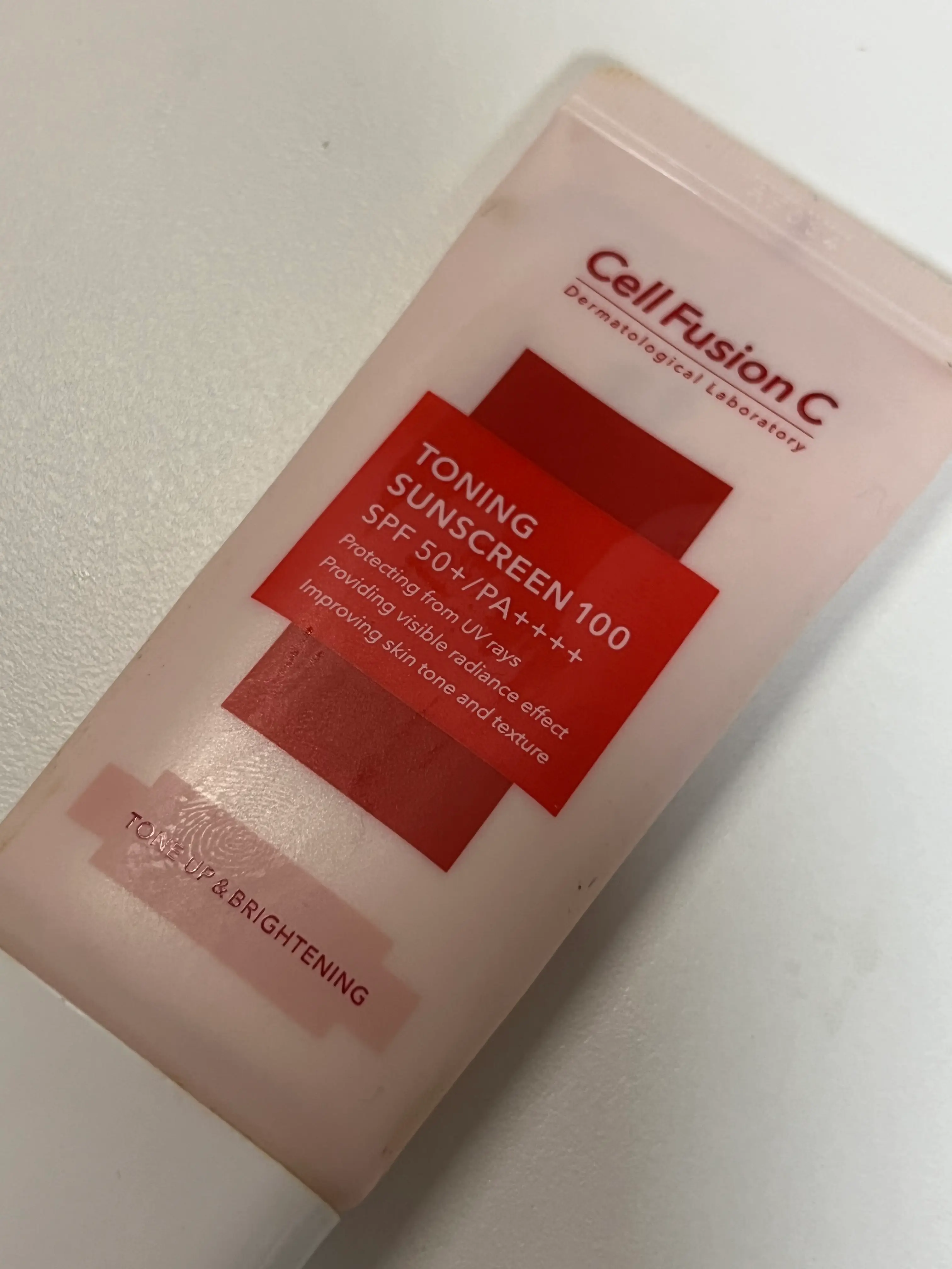 선택된 언니의파우치 리뷰 이미지 - [토닝 썬스크린 100]