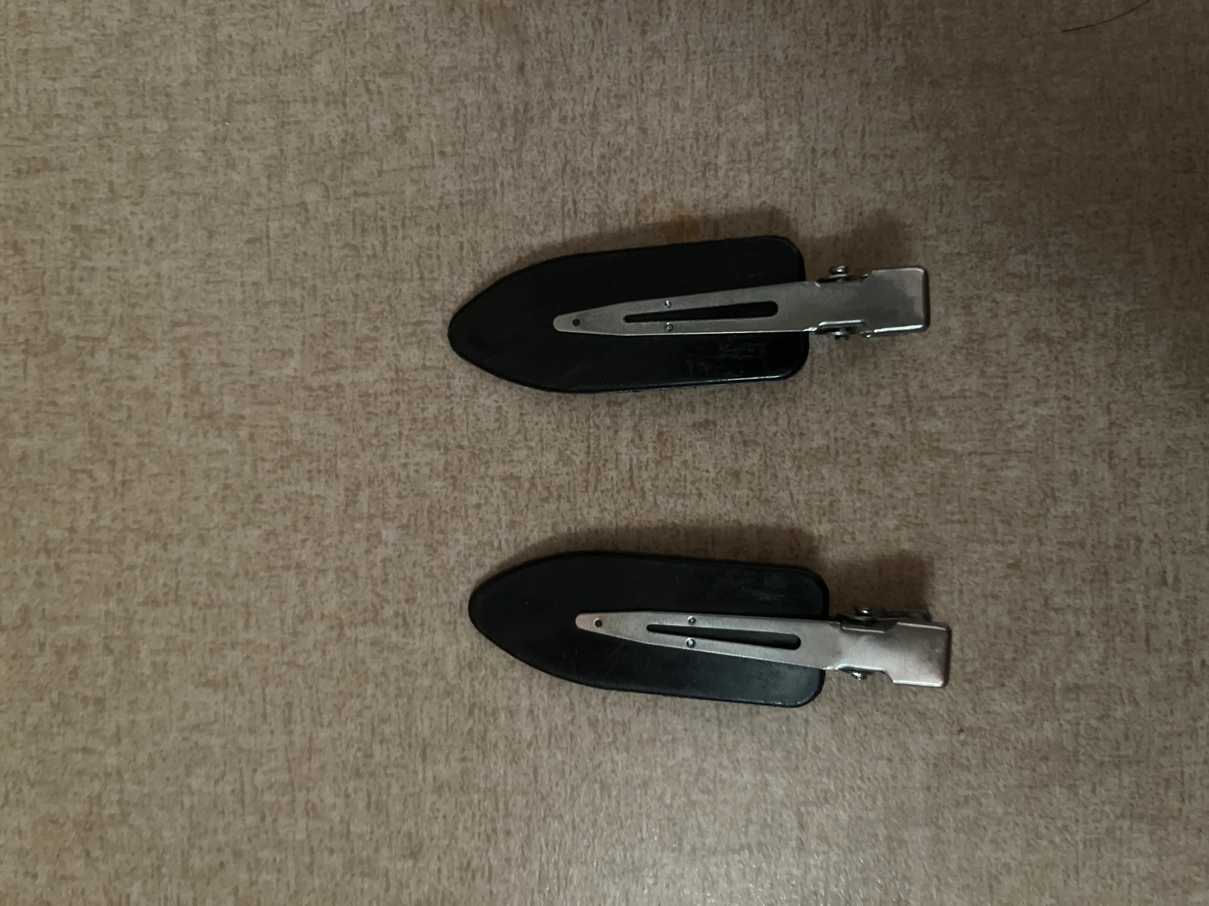 선택된 언니의파우치 리뷰 이미지 - [자국이 덜 남는 헤어 집게]