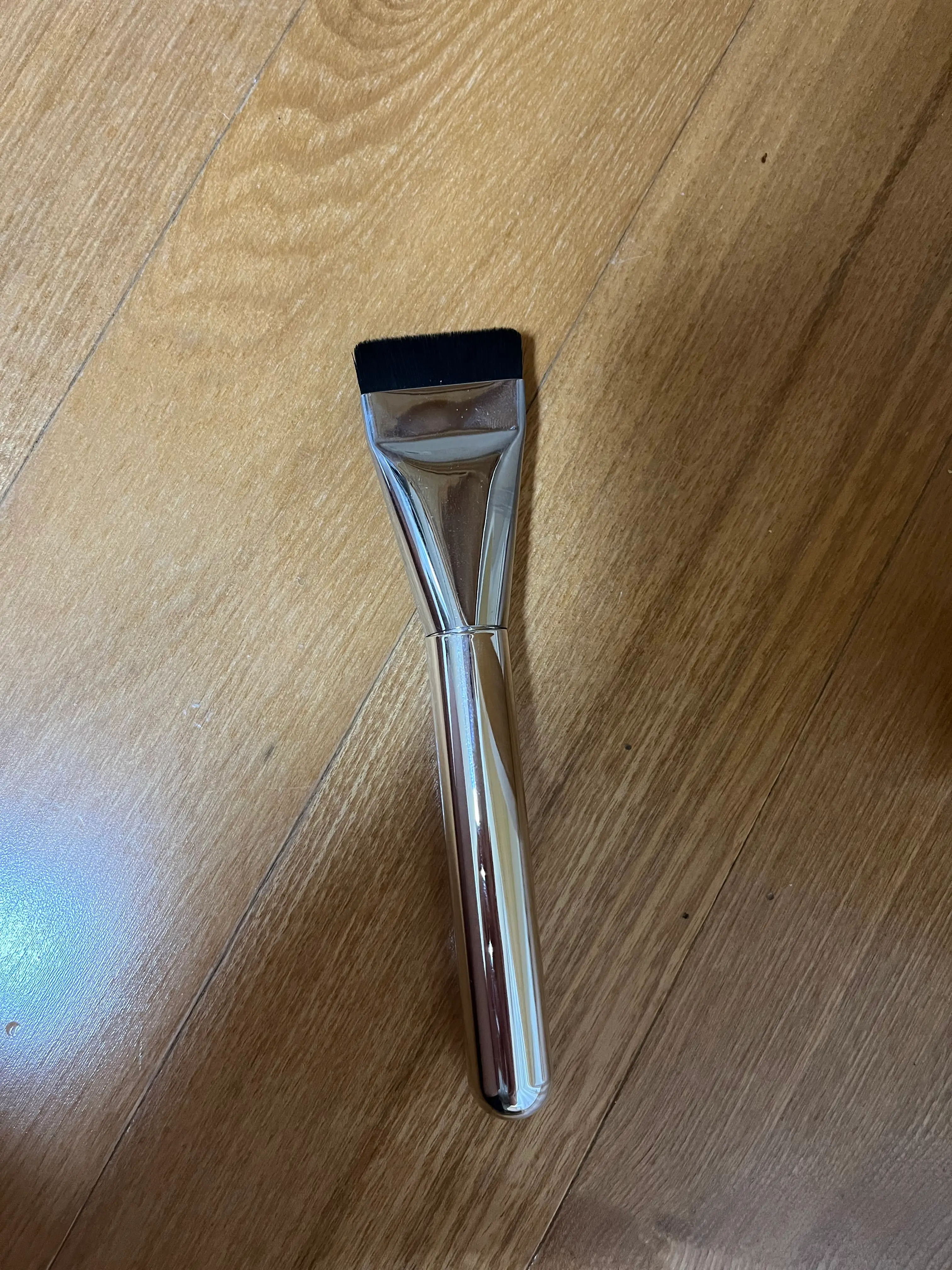 선택된 언니의파우치 리뷰 이미지 - [스파츌라 와이드 파운데이션 브러시]