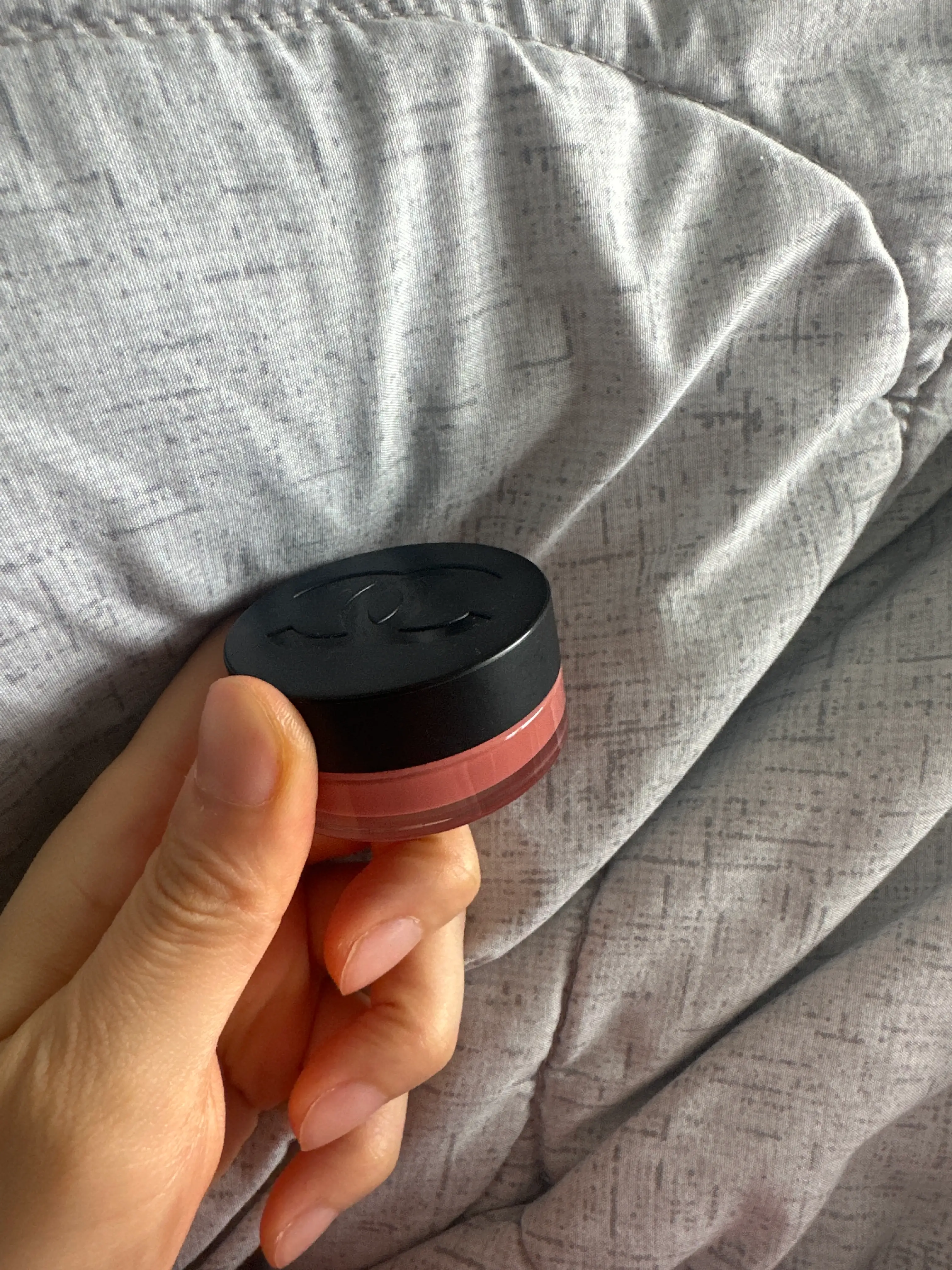 선택된 언니의파우치 리뷰 이미지 - [넘버1 드 샤넬 레드 까멜리아 립 앤 치크 밤]