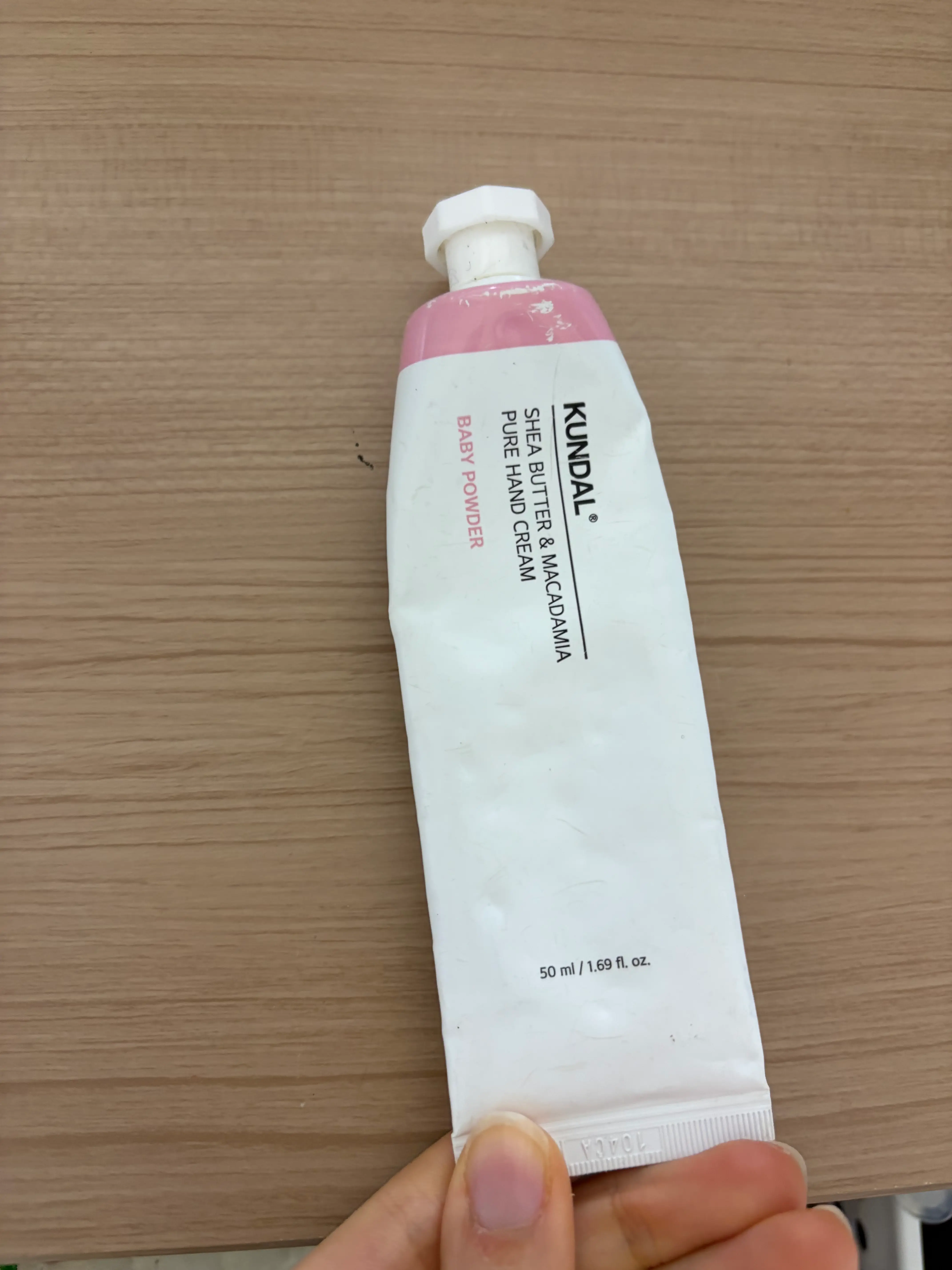 선택된 언니의파우치 리뷰 이미지 - [시어버터 앤 마카다미아 퓨어 핸드크림]