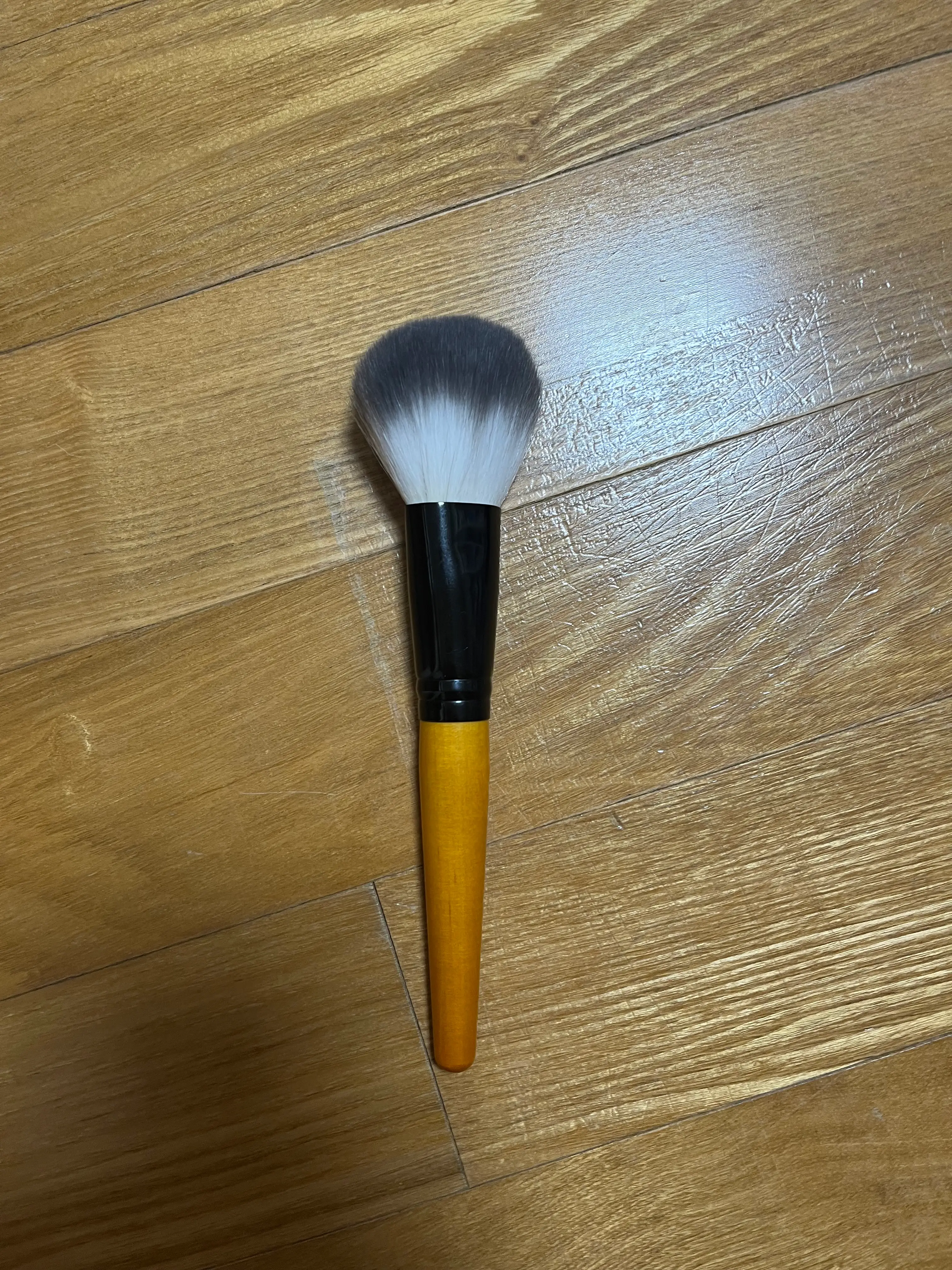 선택된 언니의파우치 리뷰 이미지 - [고급 파우더 브러시 (대)]