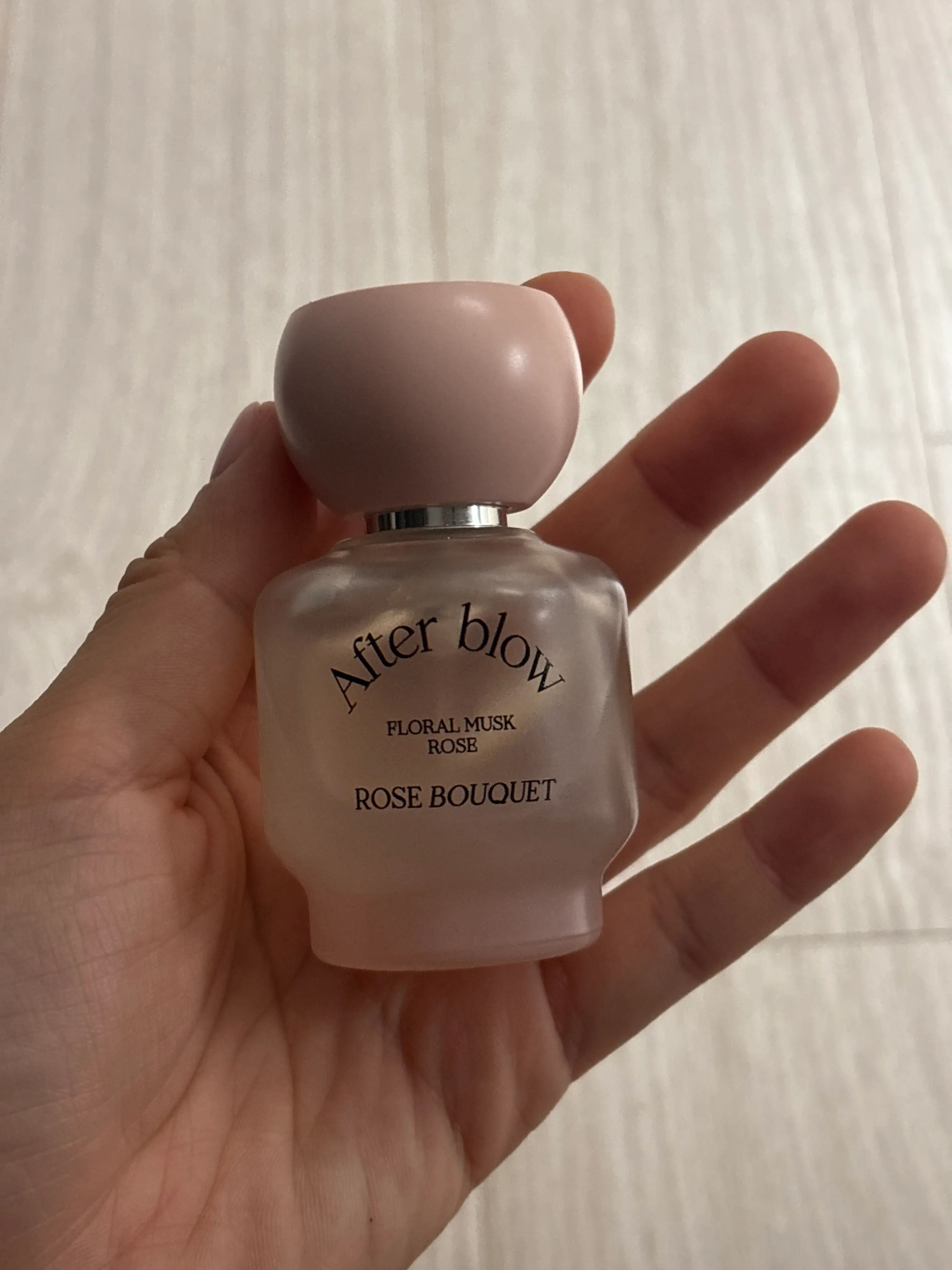 선택된 언니의파우치 리뷰 이미지 - [오 드 퍼퓸 05 로즈 부케]