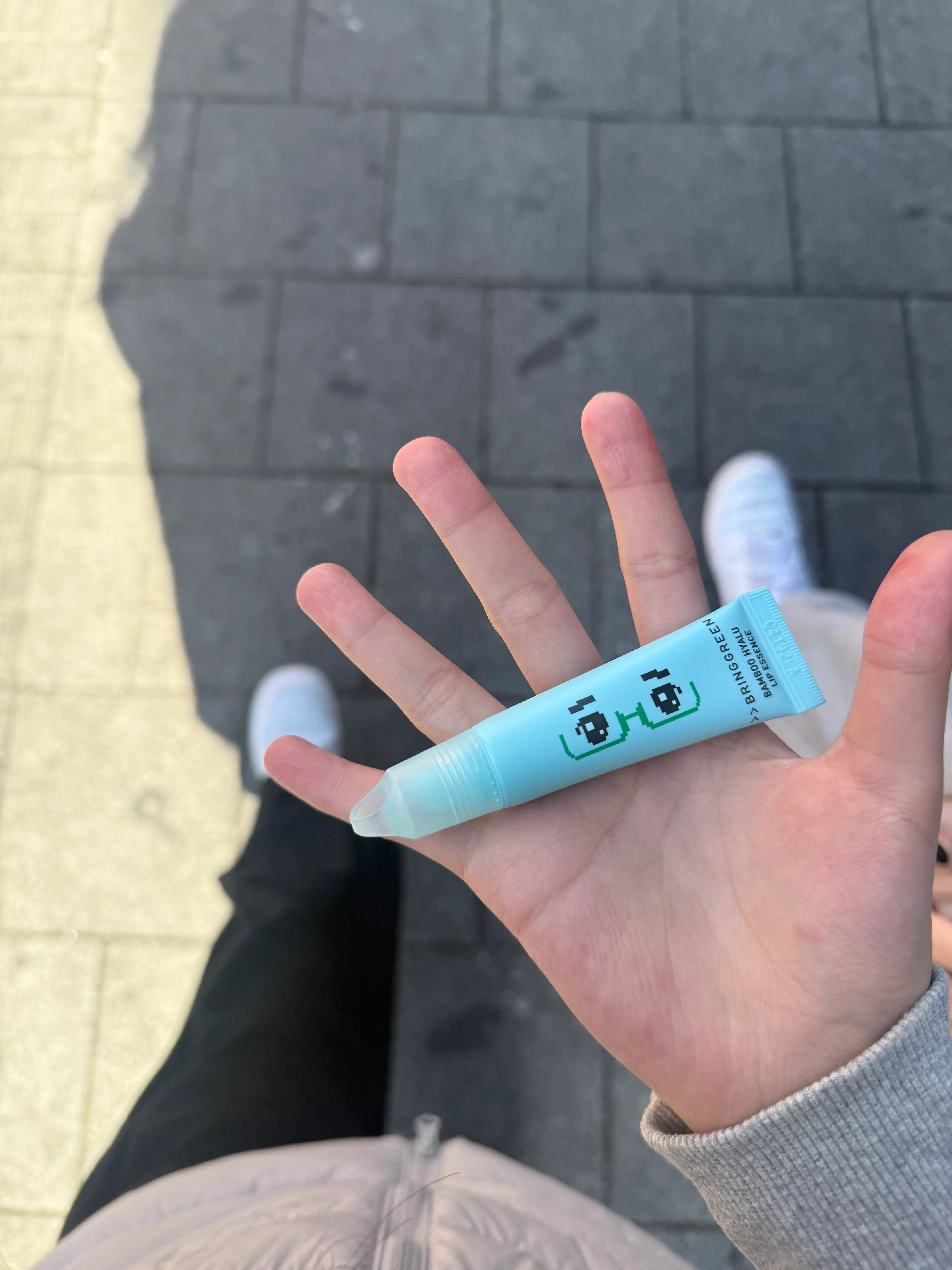 선택된 언니의파우치 리뷰 이미지 - [대나무 히알루 립에센스]