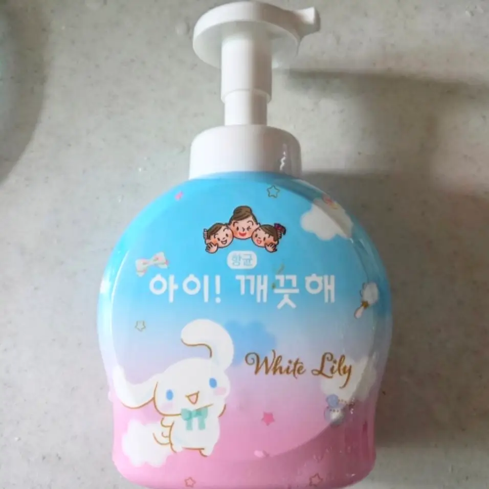 선택된 언니의파우치 리뷰 이미지 - [아이 깨끗해 항균 폼 핸드솝 화이트 릴리]