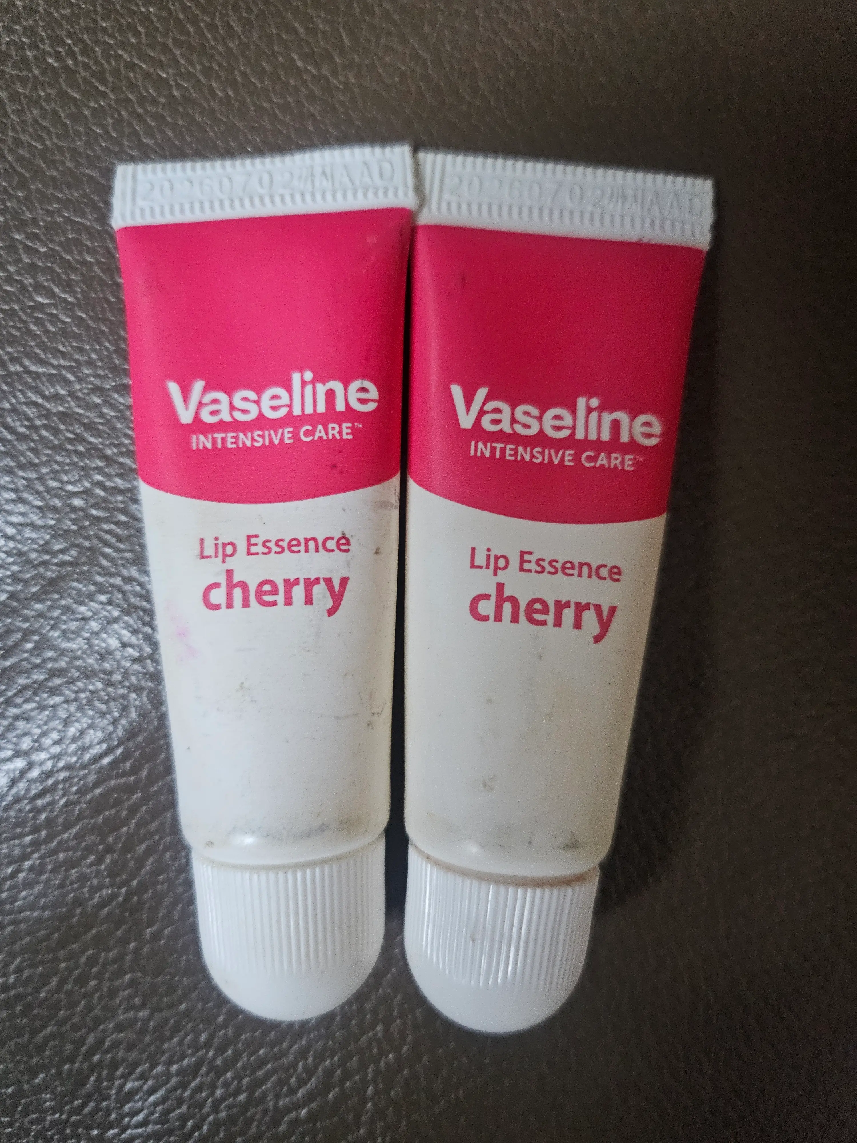 선택된 언니의파우치 리뷰 이미지 - [인텐시브 케어 립에센스 체리]