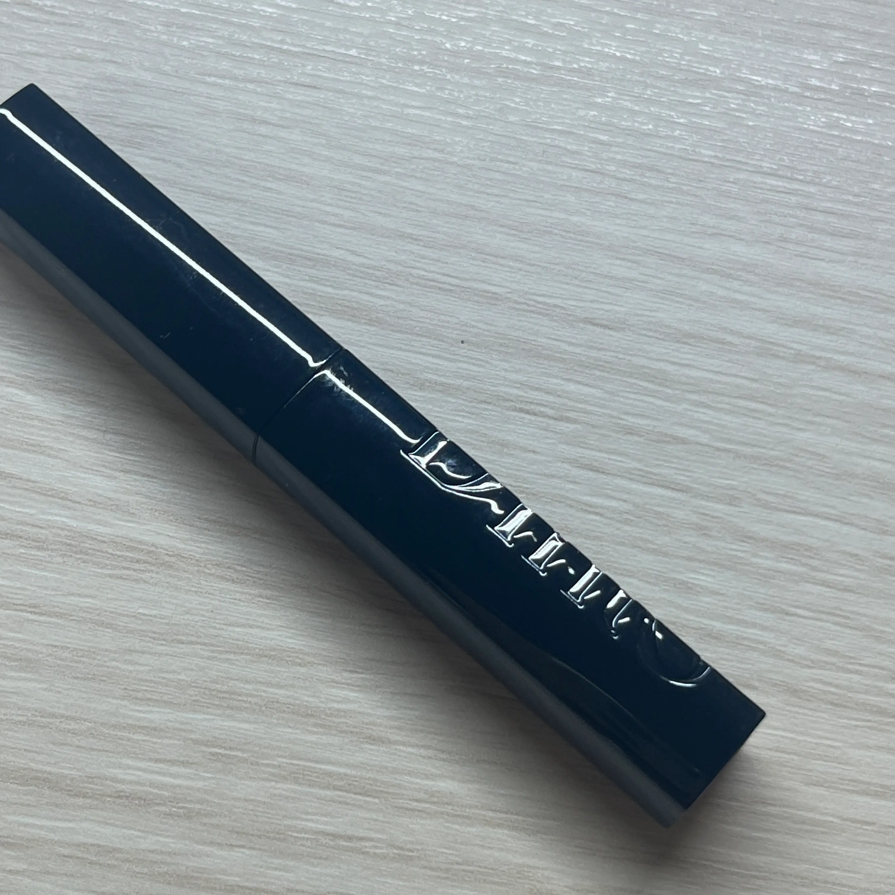 선택된 언니의파우치 리뷰 이미지 - [브론테 멜팅 글로우 립밤]