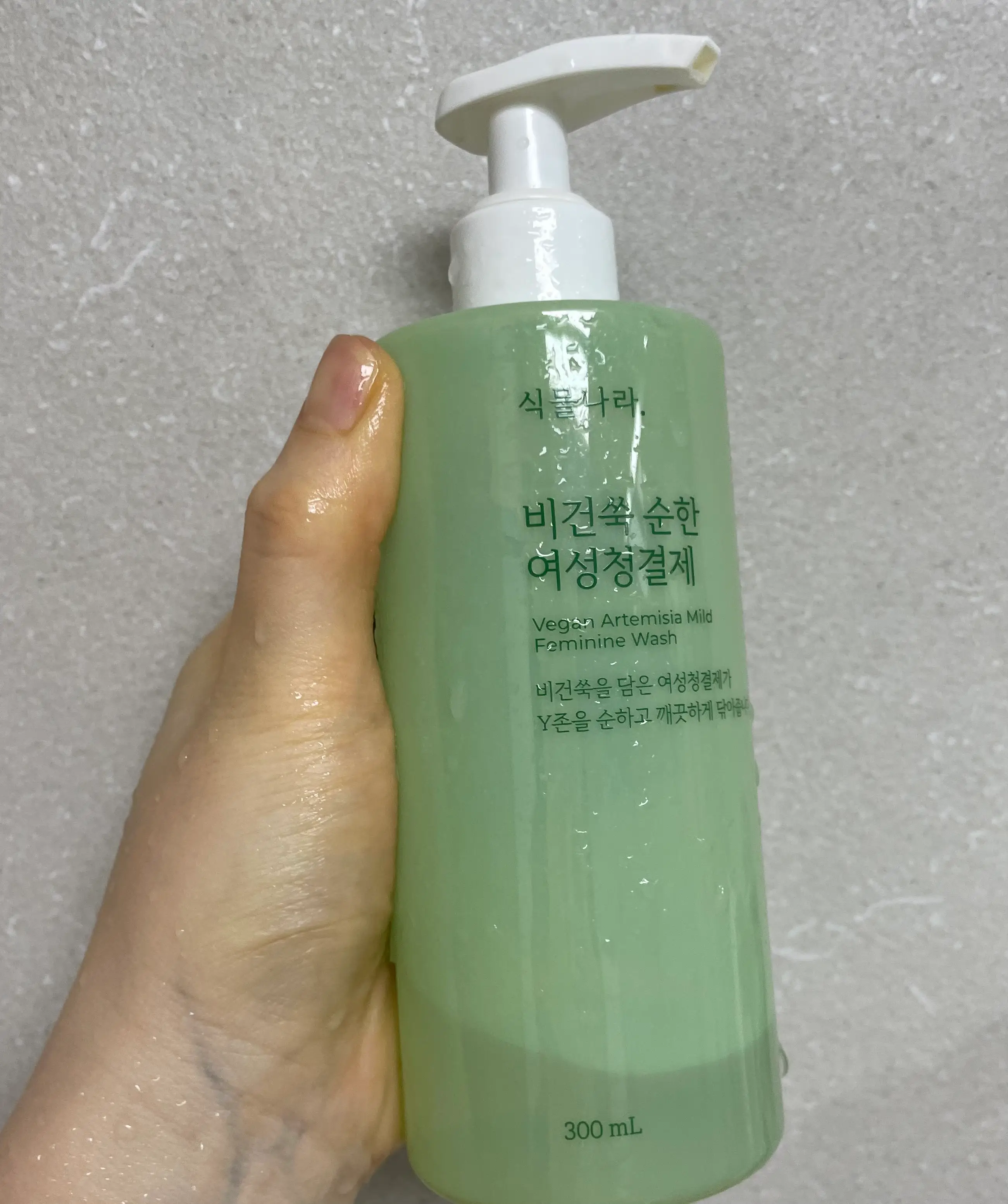 선택된 언니의파우치 리뷰 이미지 - [비건쑥 마일드 약산성 여성청결제]