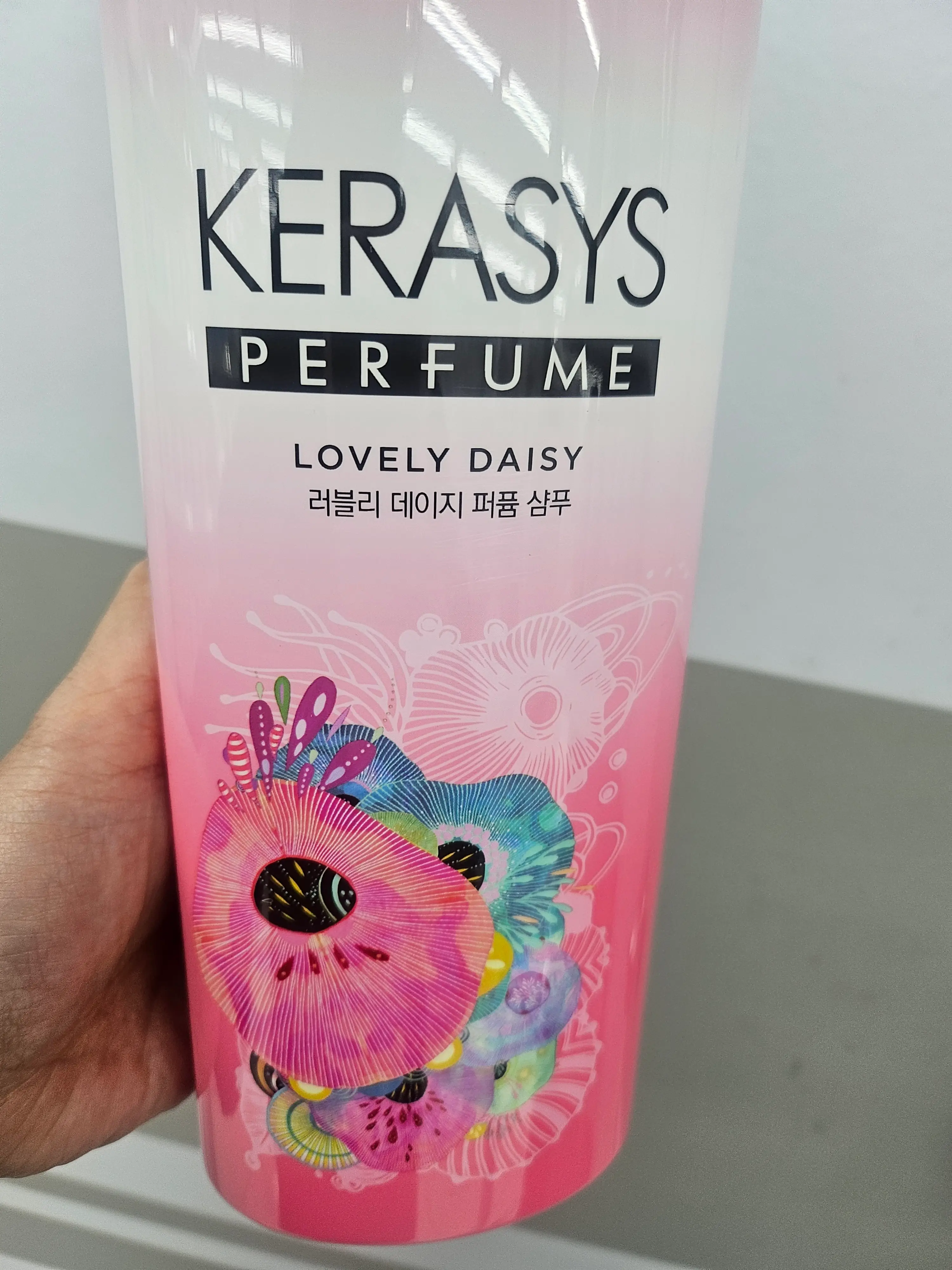 선택된 언니의파우치 리뷰 이미지 - [러블리 데이지 퍼퓸 샴푸]