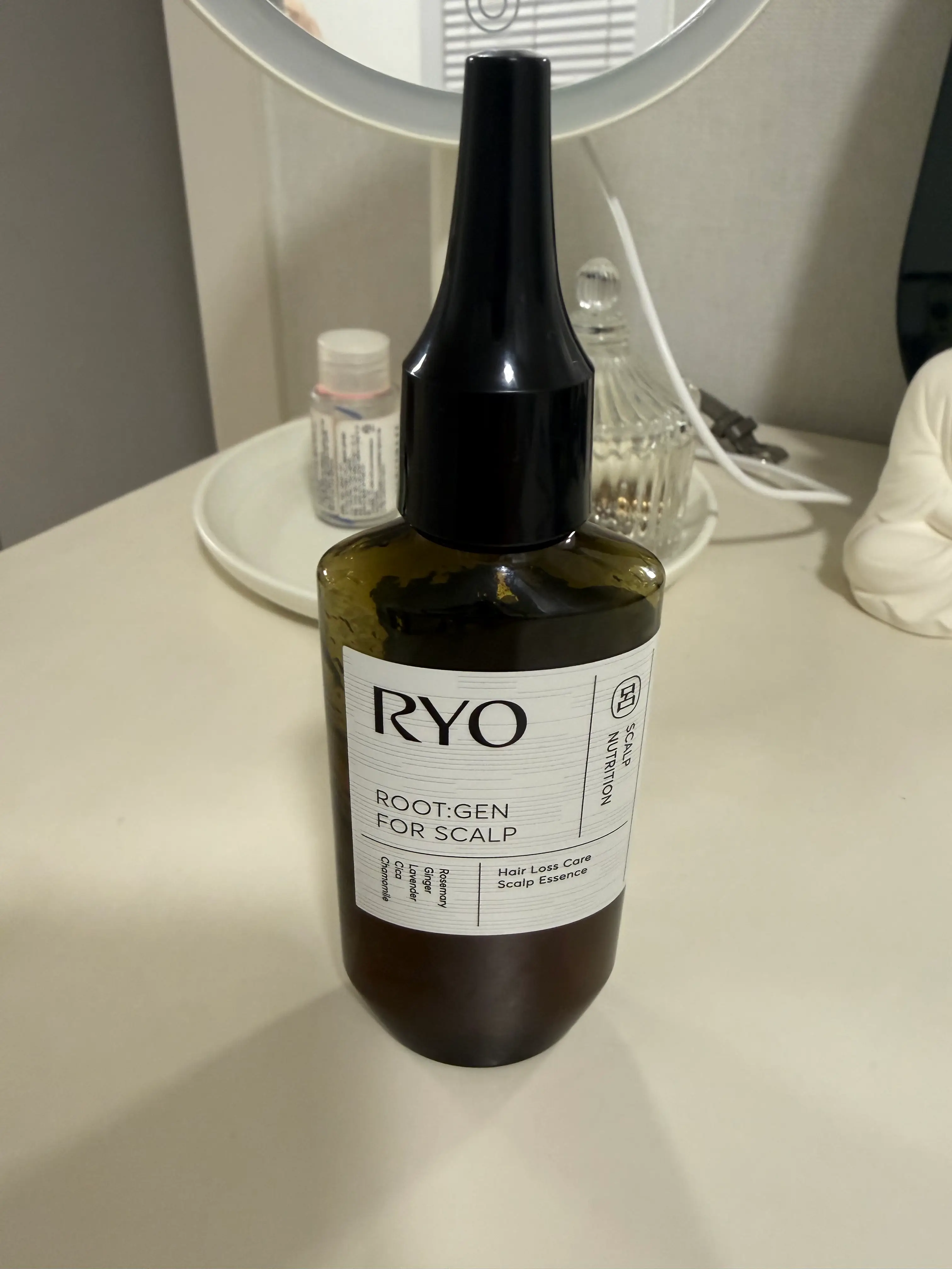 선택된 언니의파우치 리뷰 이미지 - [루트젠 탈모증상전문케어 두피에센스]