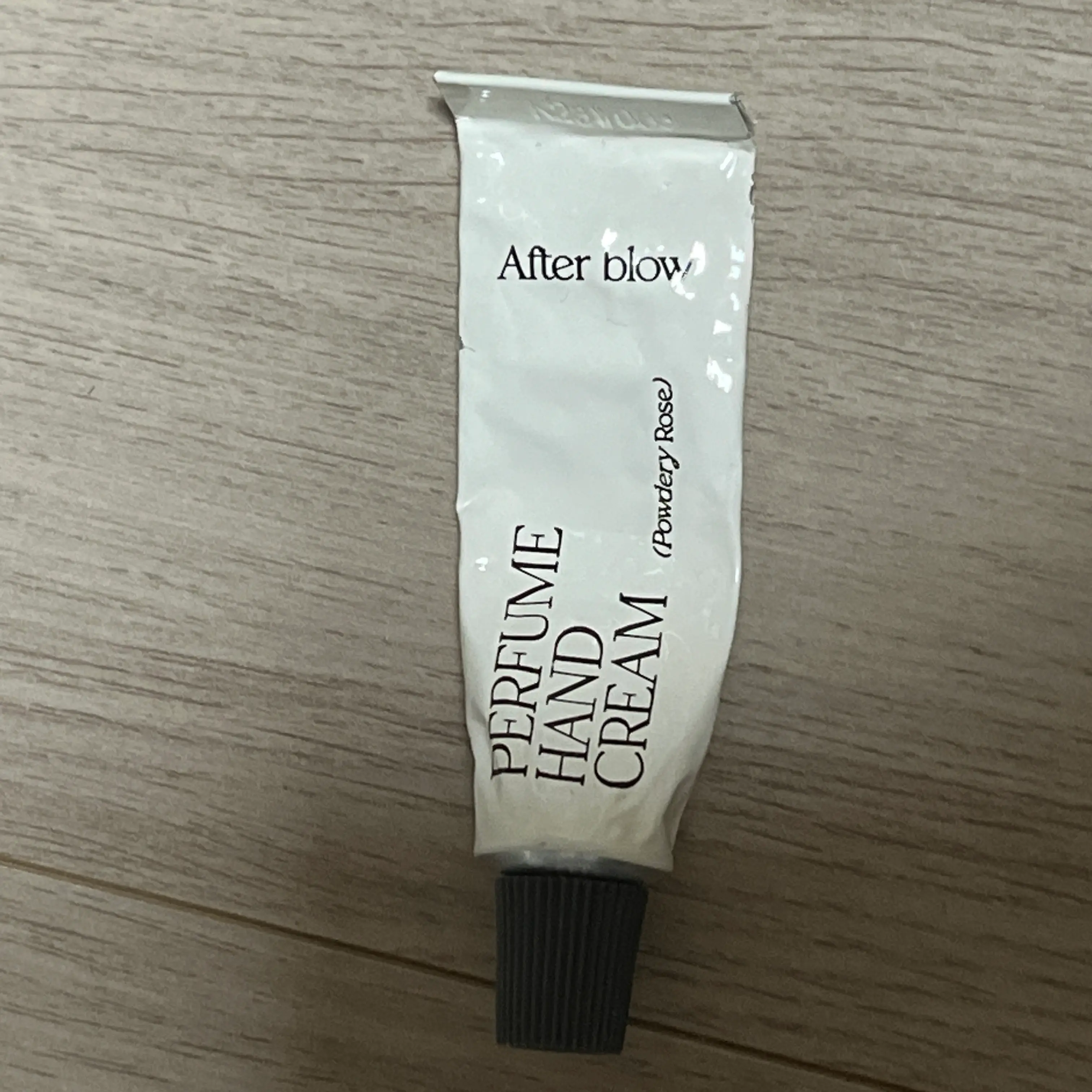 선택된 언니의파우치 리뷰 이미지 - [퍼퓸 핸드크림]