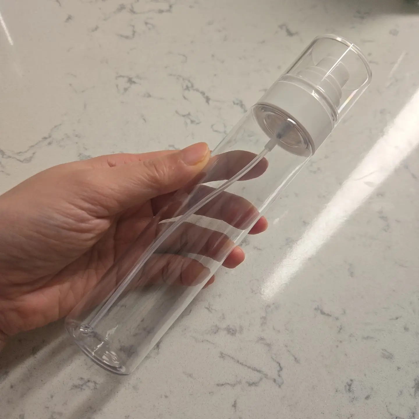 선택된 언니의파우치 리뷰 이미지 - [안개 분사 화장품 스프레이(120ml)]
