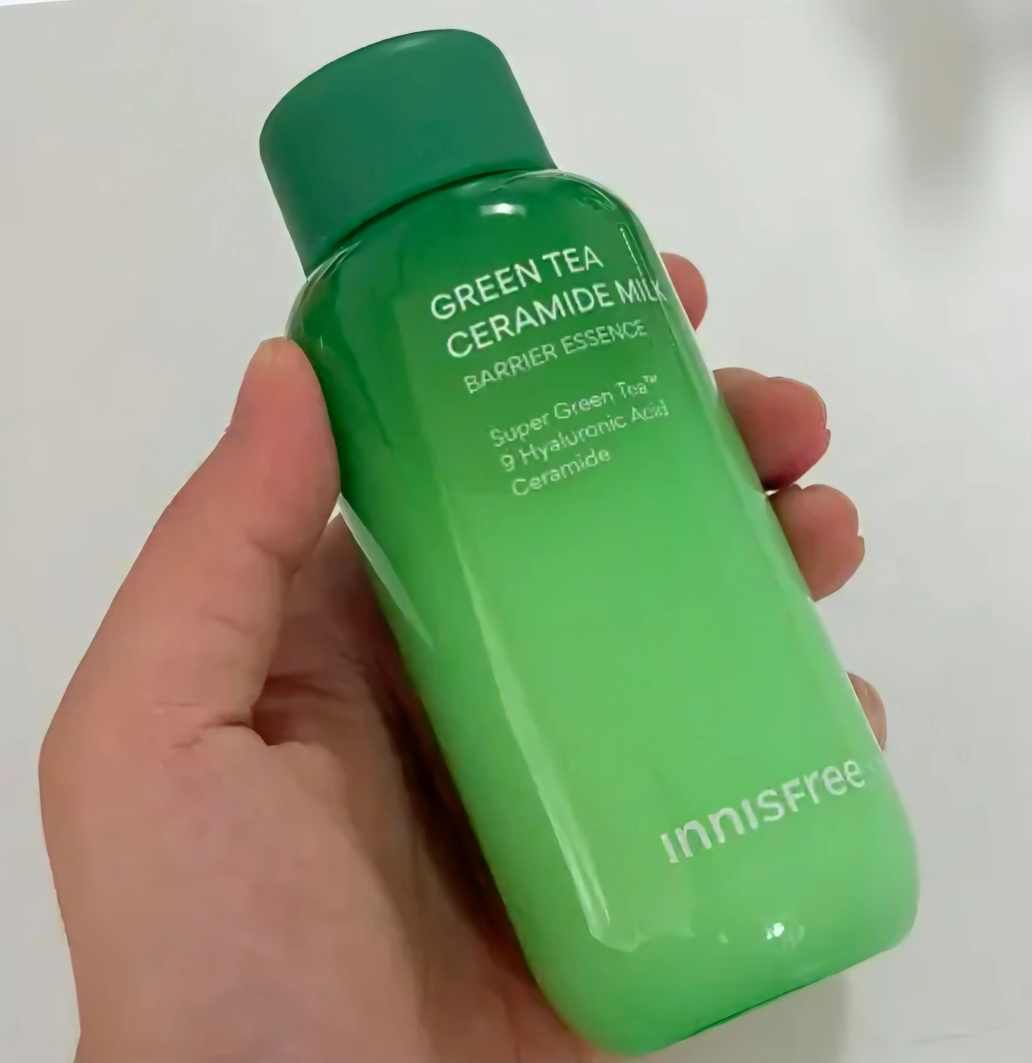 선택된 언니의파우치 리뷰 이미지 - [그린티 세라마이드 밀크 베리어 에센스]