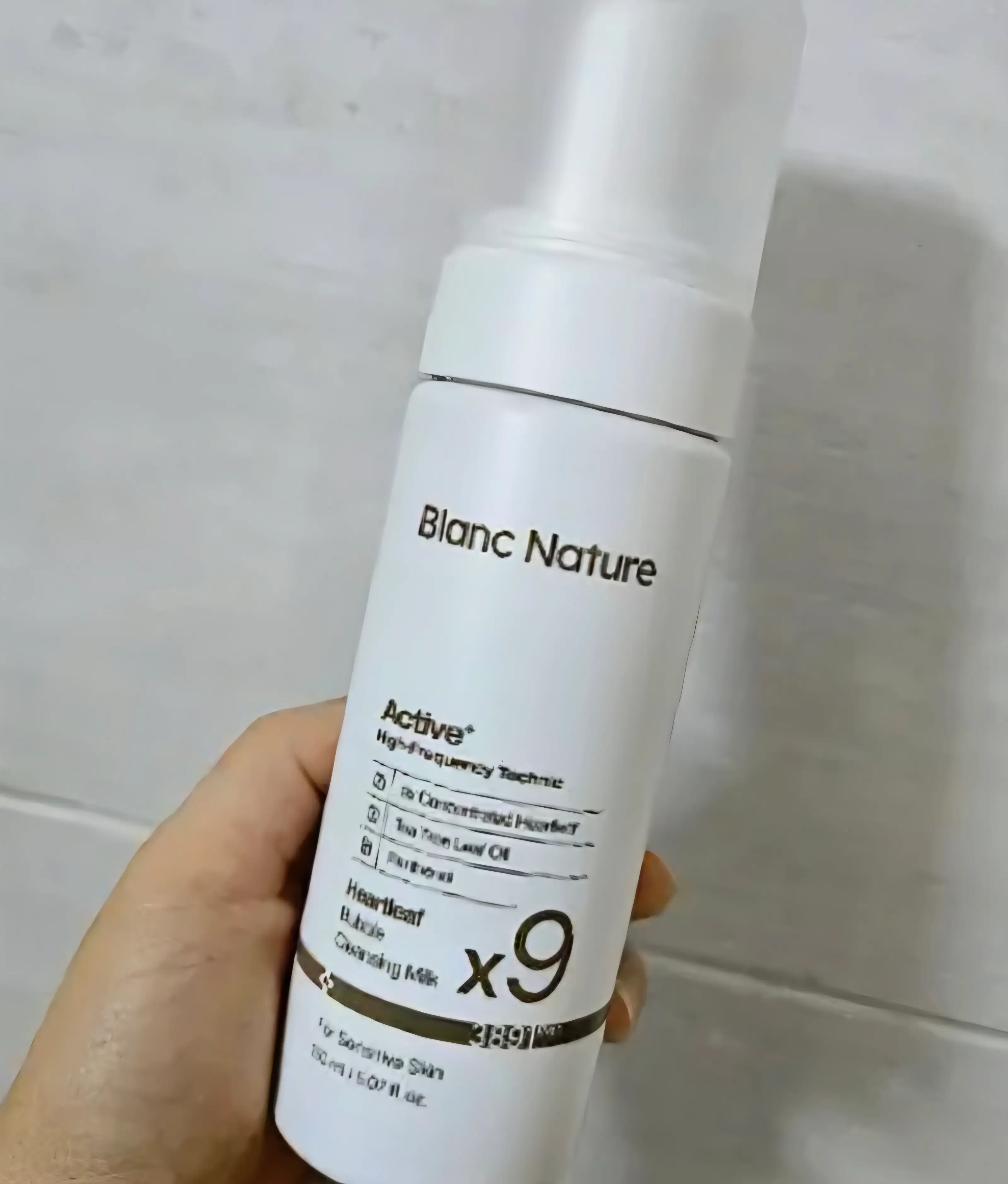 선택된 언니의파우치 리뷰 이미지 - [9배 어성초 버블 클렌징 밀크]