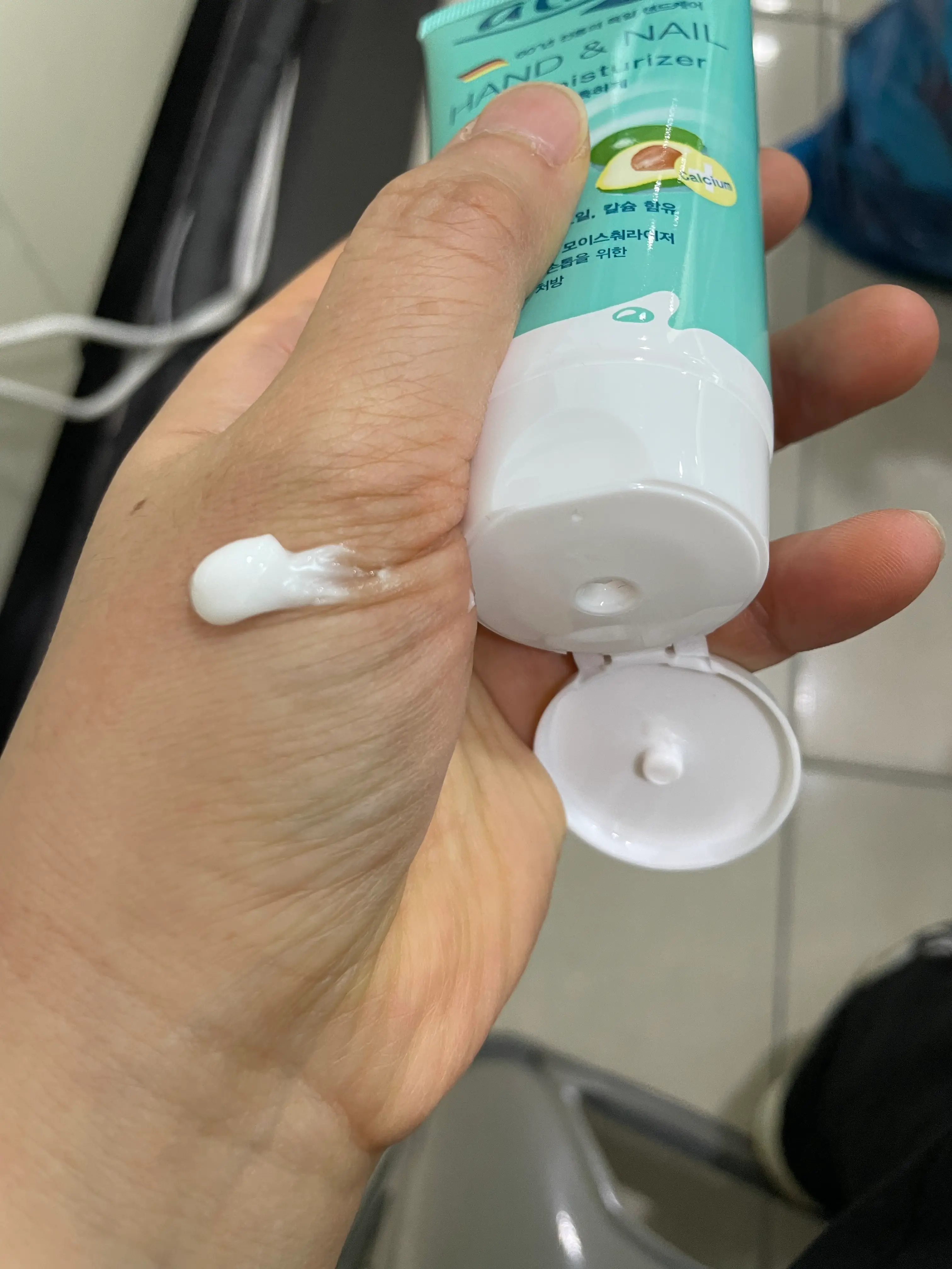 선택된 언니의파우치 리뷰 이미지 - [핸드앤네일 케어 모이스춰라이저]
