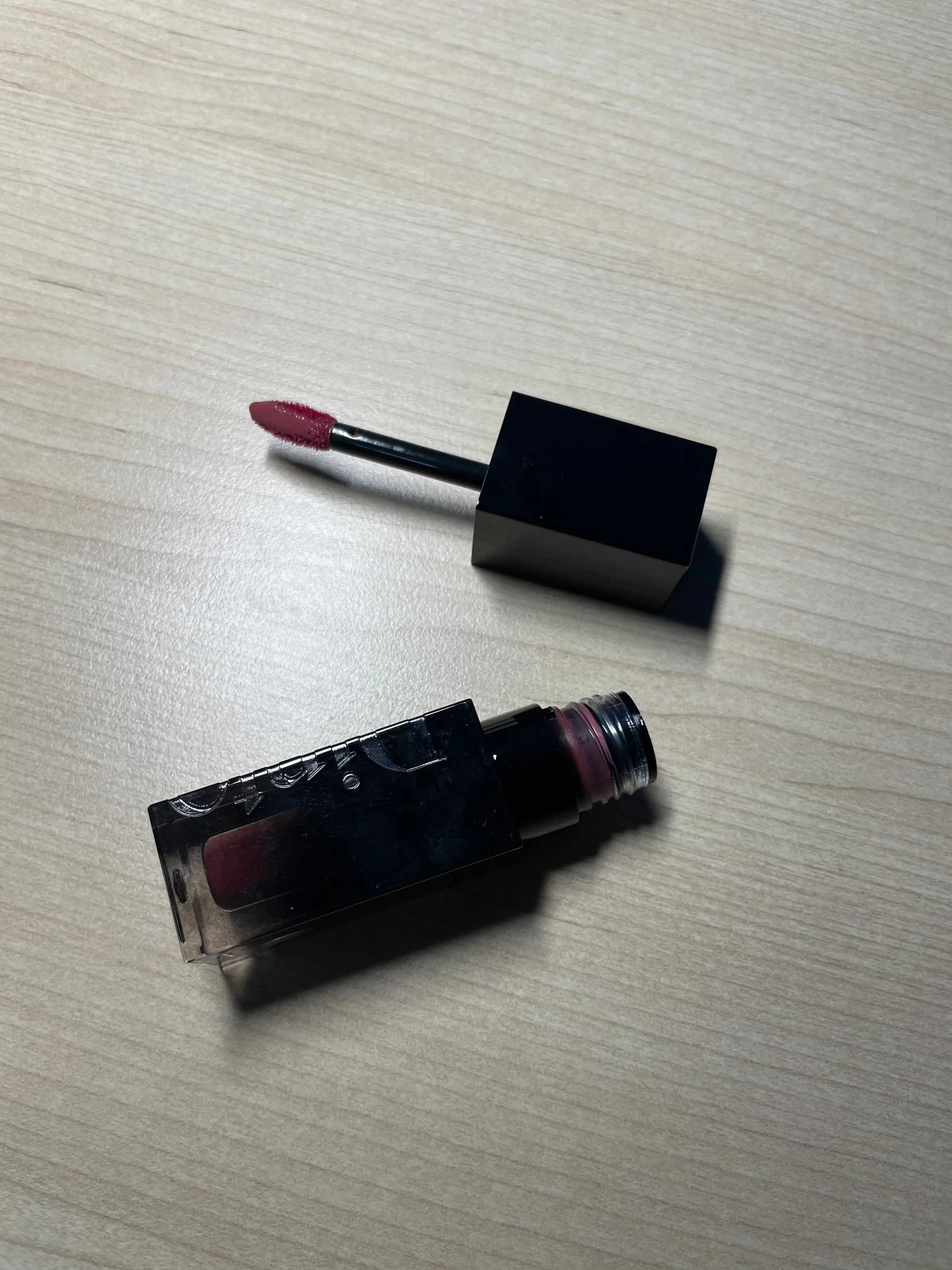 선택된 언니의파우치 리뷰 이미지 - [(벚꽃 에디션) 블러글로이 립 틴트]