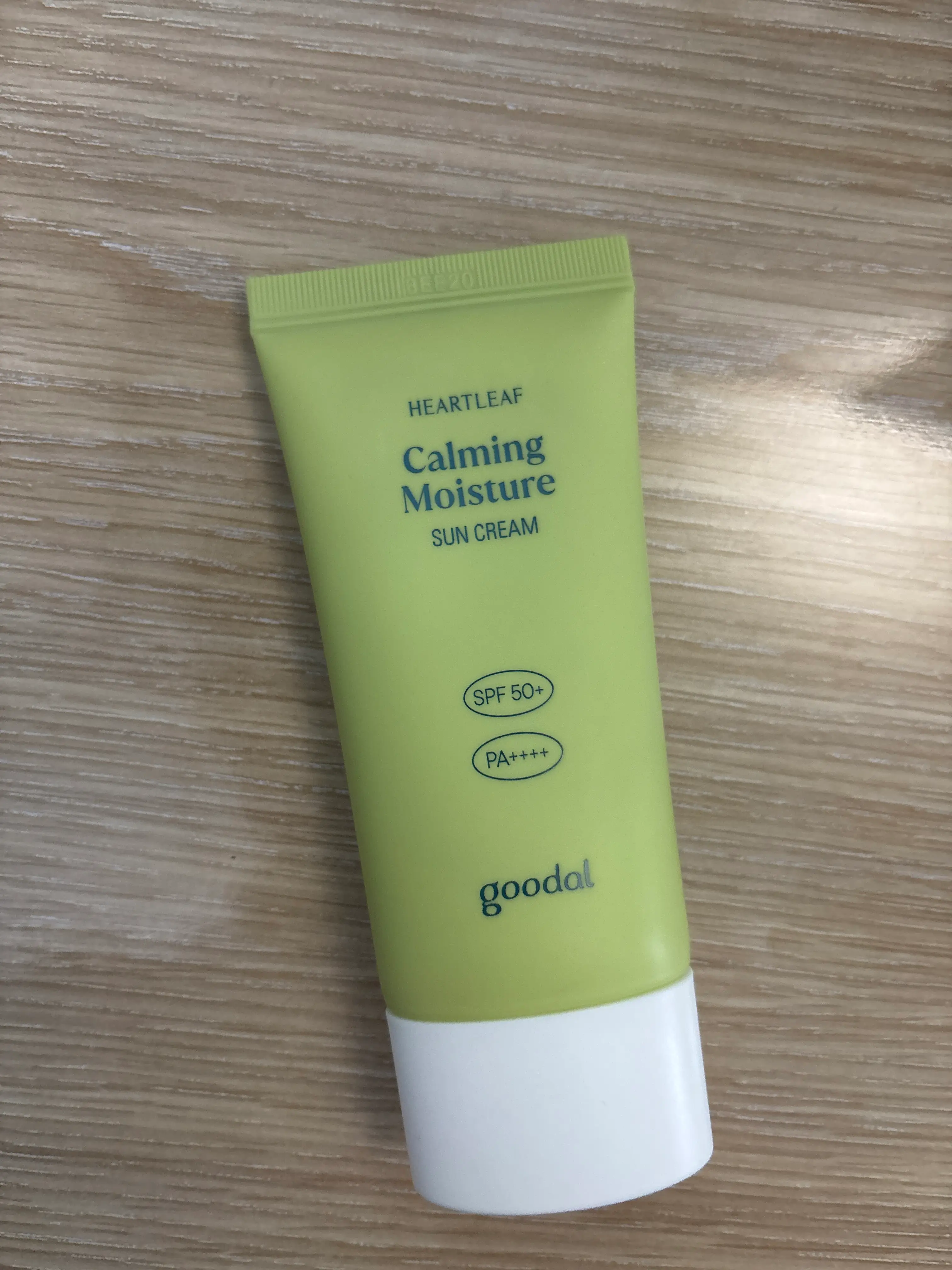 선택된 언니의파우치 리뷰 이미지 - [맑은 어성초 진정 수분 선크림]