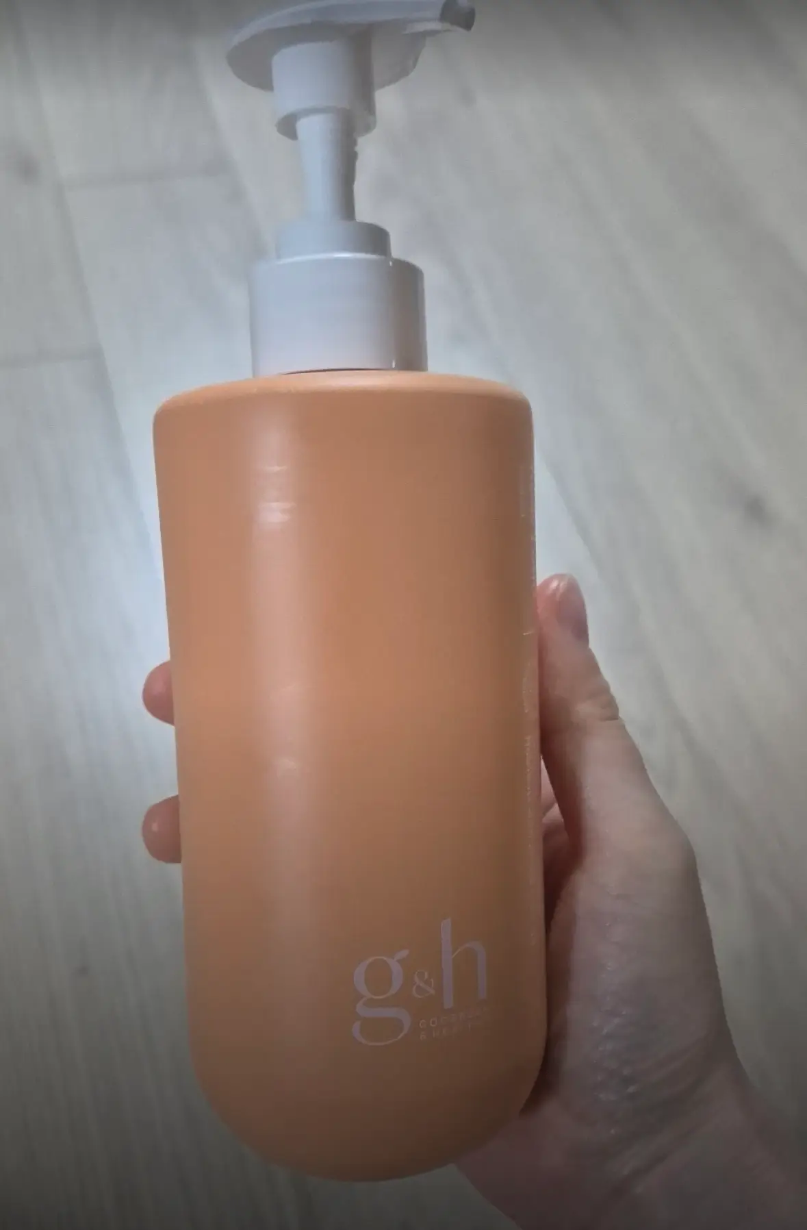 선택된 언니의파우치 리뷰 이미지 - [지앤에이치 너리쉬 바디 로션]