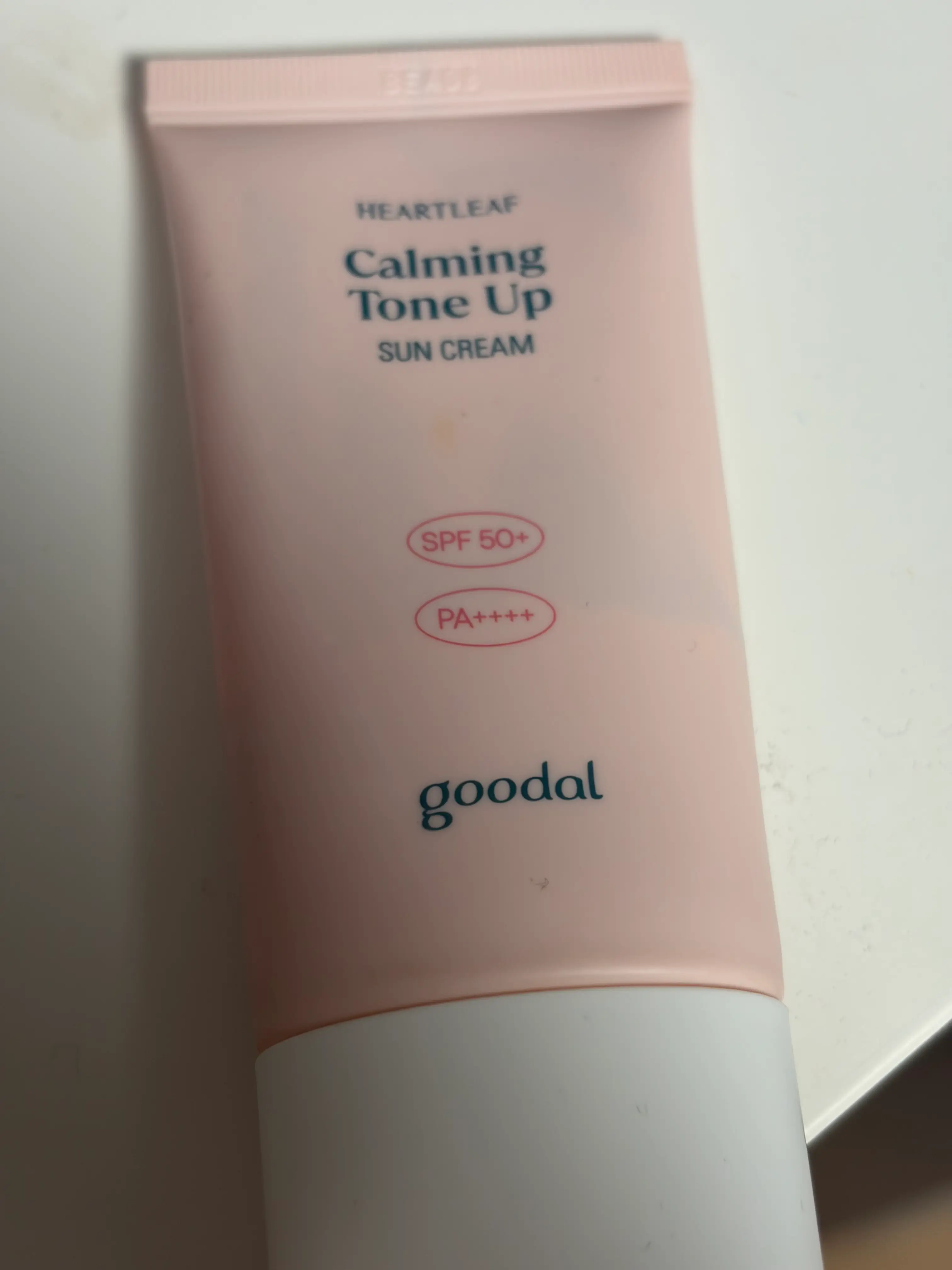 선택된 언니의파우치 리뷰 이미지 - [맑은 어성초 진정 수분 톤업 선크림]