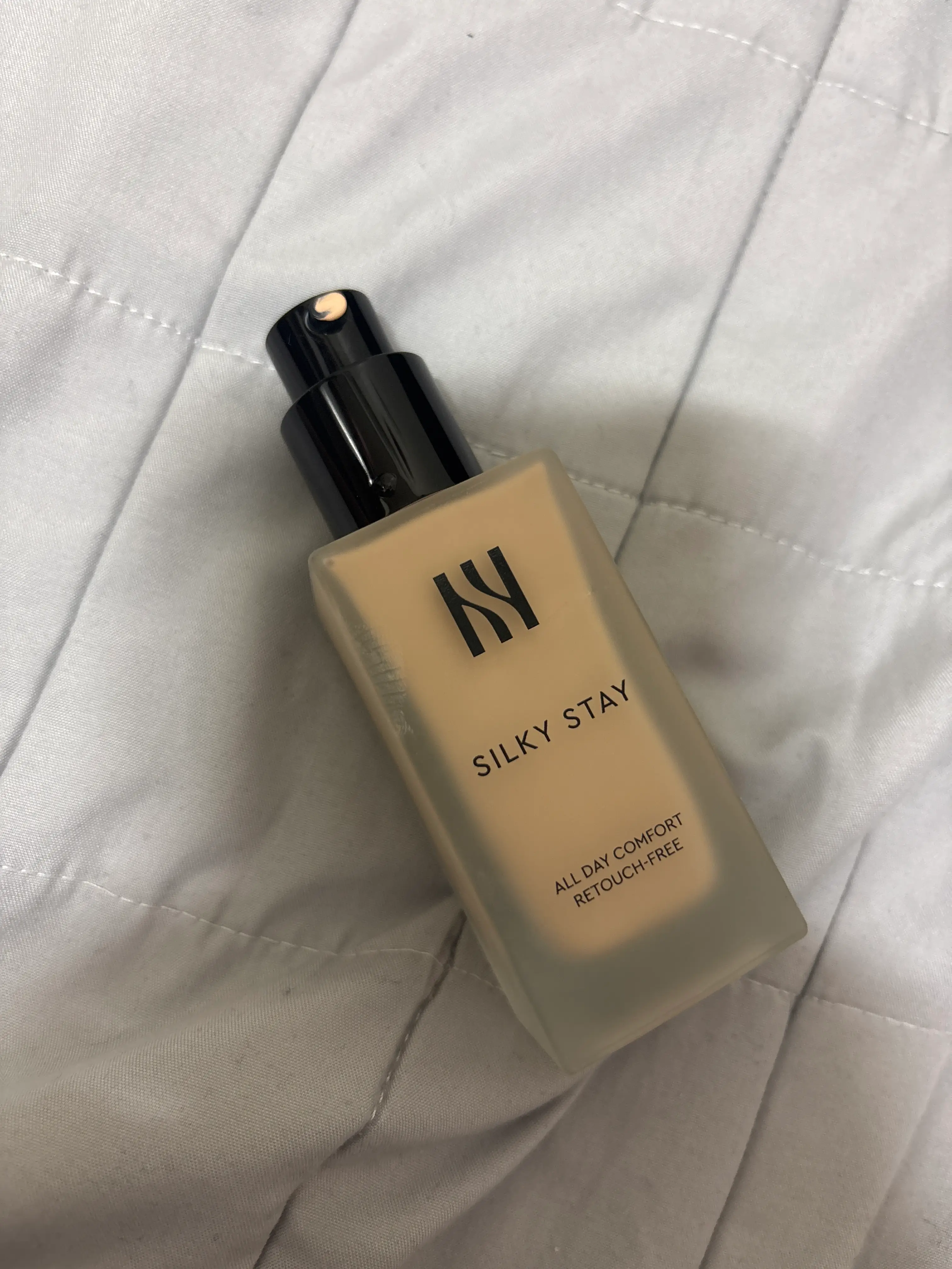 선택된 언니의파우치 리뷰 이미지 - [실키 스테이 24H 롱웨어 파운데이션]