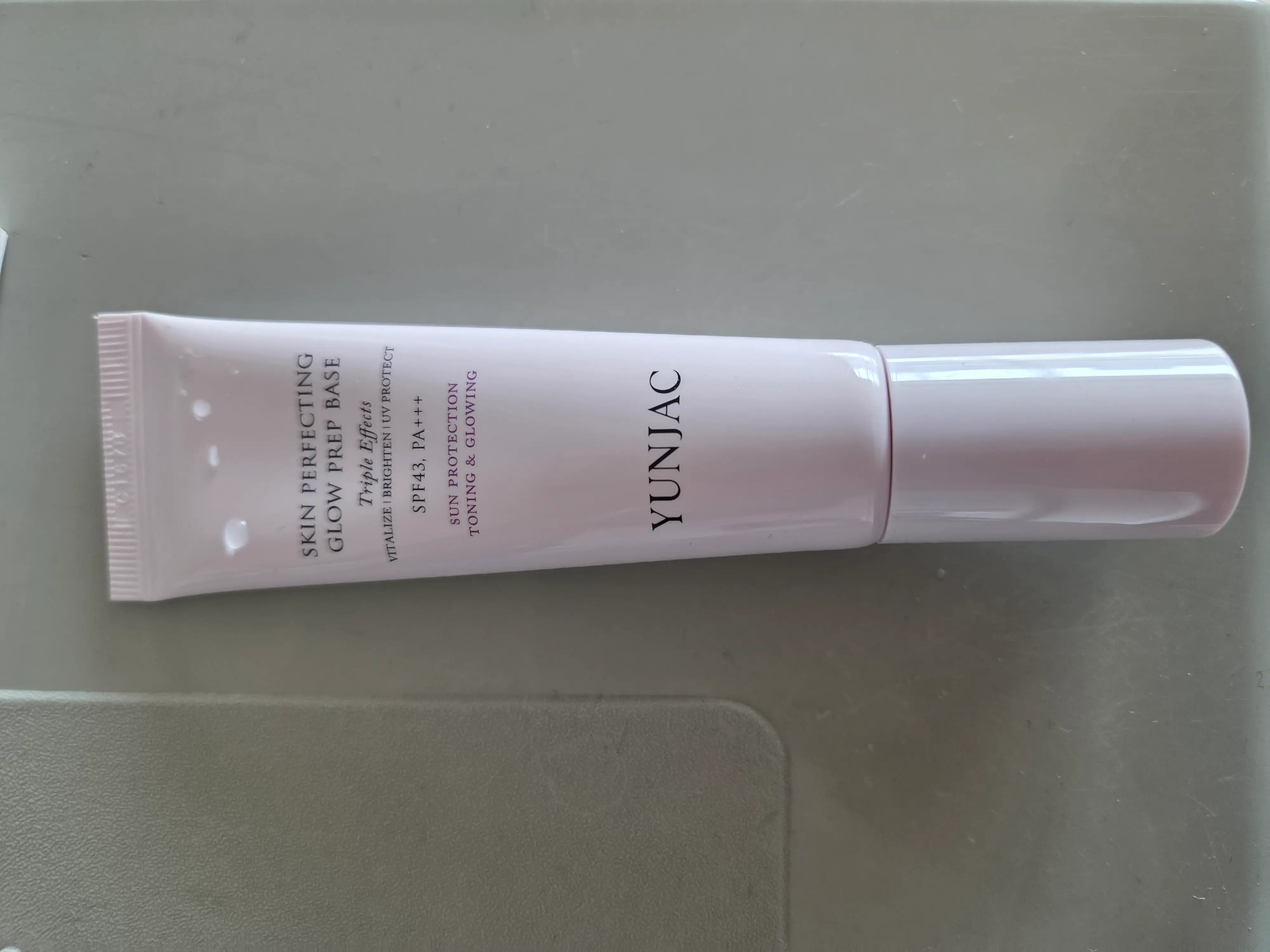 선택된 언니의파우치 리뷰 이미지 - [스킨 퍼펙팅 글로우 프렙 베이스]