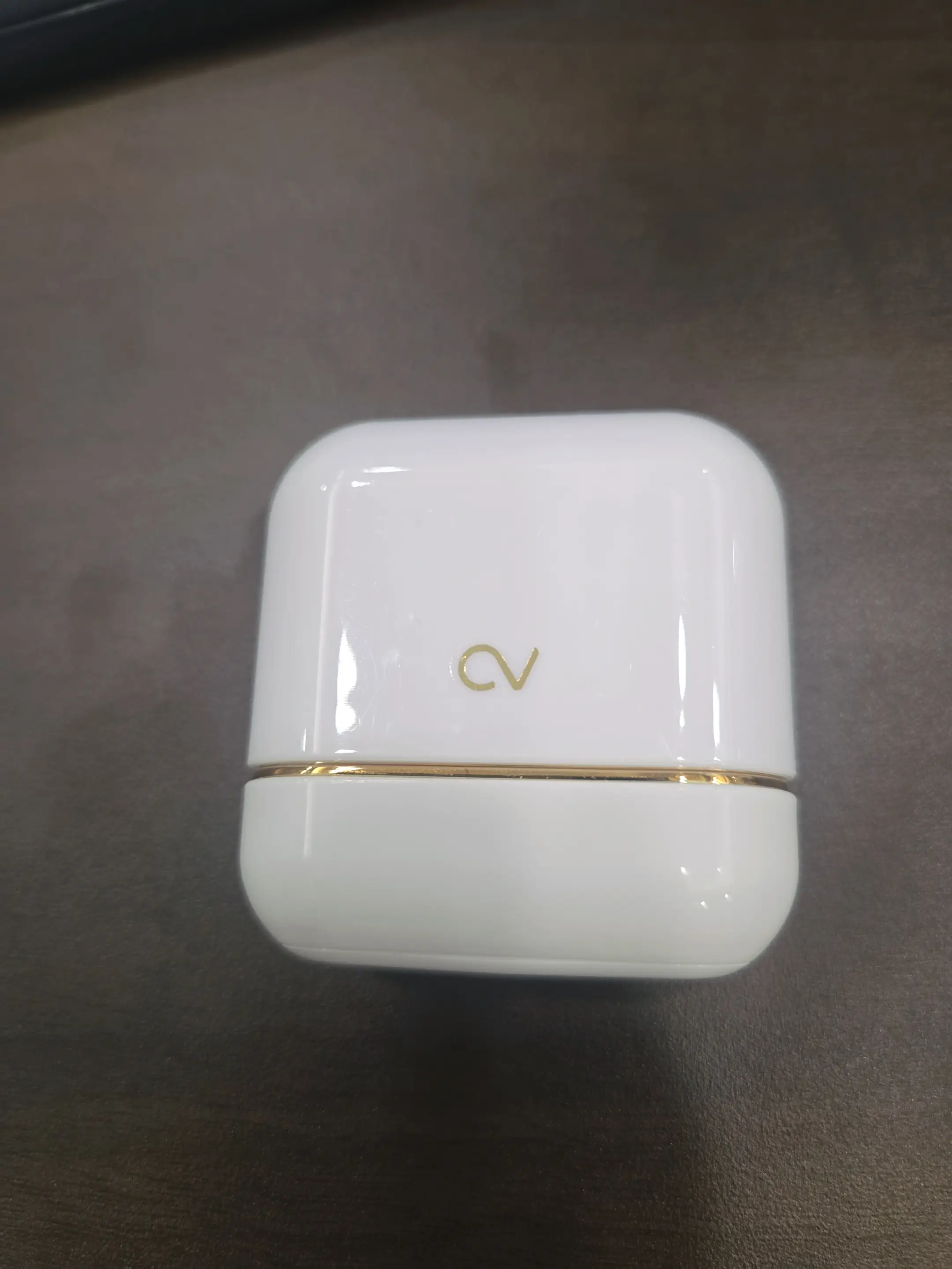 선택된 언니의파우치 리뷰 이미지 - [씨브이 샤인 핏 선스틱]