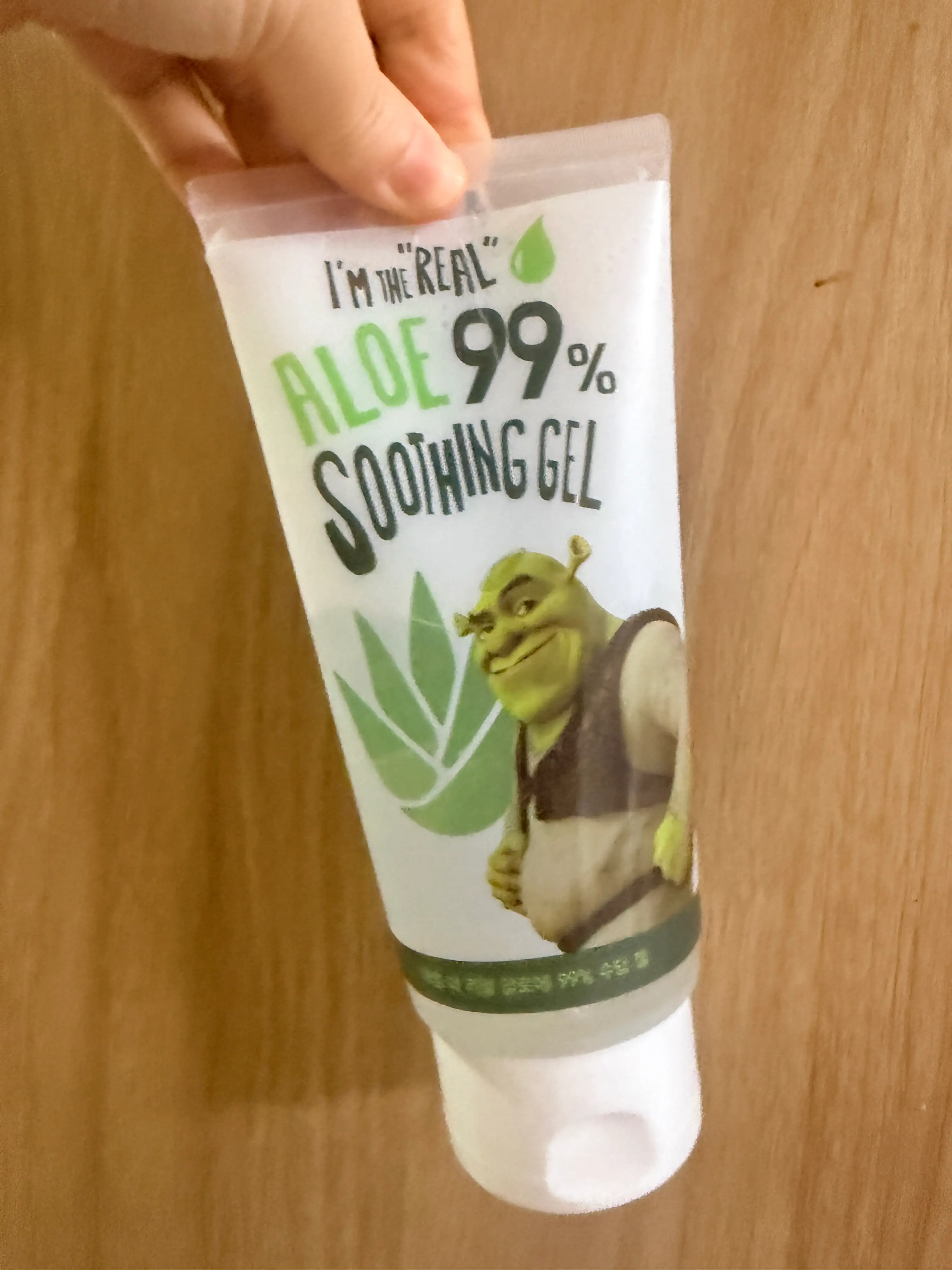 선택된 언니의파우치 리뷰 이미지 - [슈렉 아임 더 리얼 알로에 99프로 수딩젤]