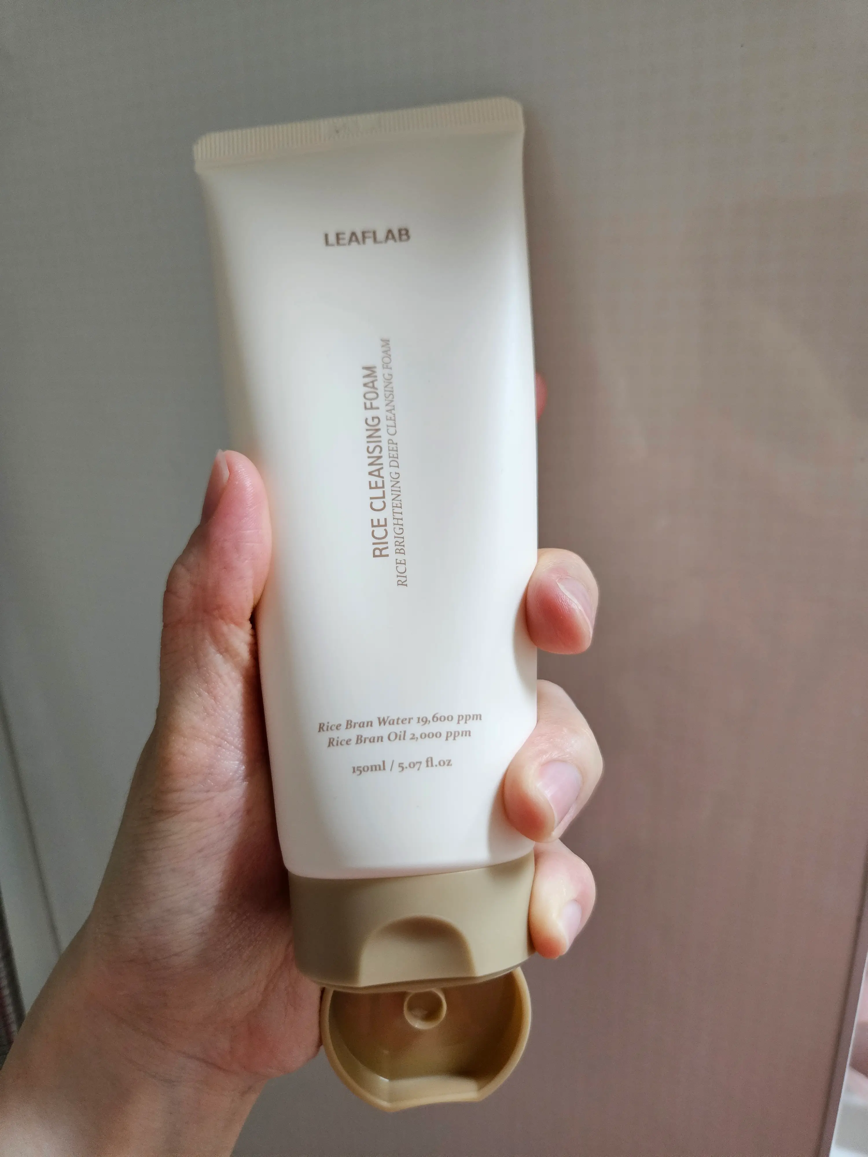 선택된 언니의파우치 리뷰 이미지 - [라이스 브라이트닝 딥 클렌징 폼]