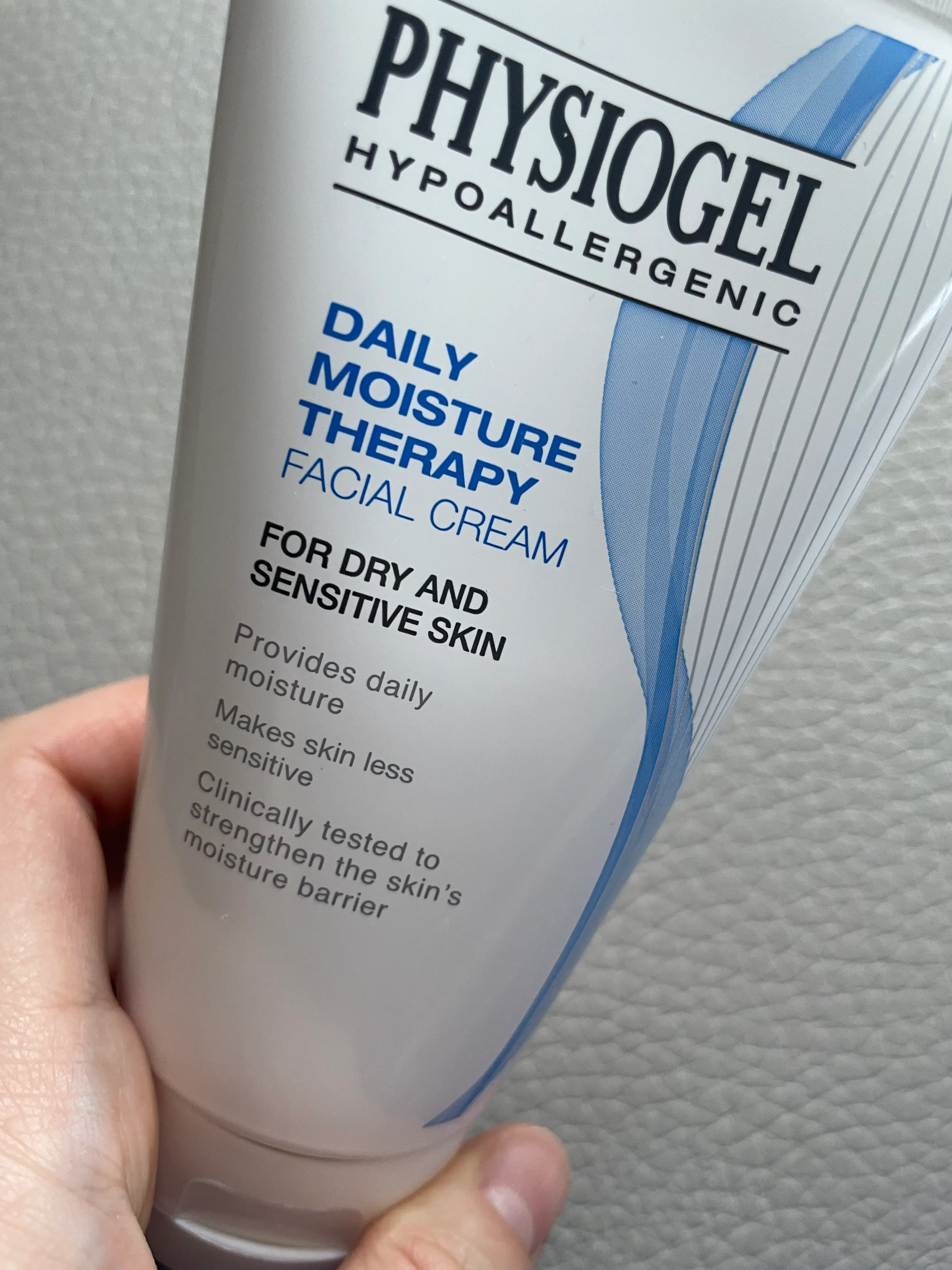 선택된 언니의파우치 리뷰 이미지 - [데일리 모이스쳐 테라피 페이셜 크림]