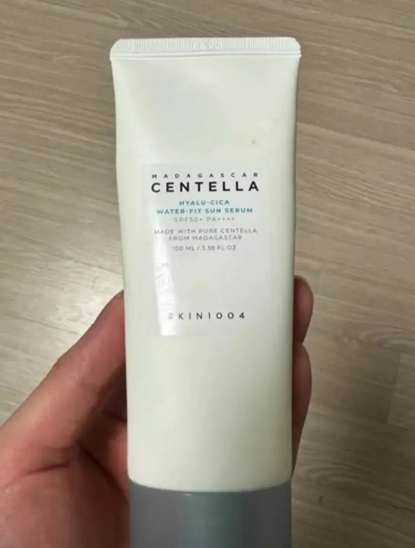 선택된 언니의파우치 리뷰 이미지 - [마다가스카르 센텔라 히알루 시카 워터핏 선 세럼]