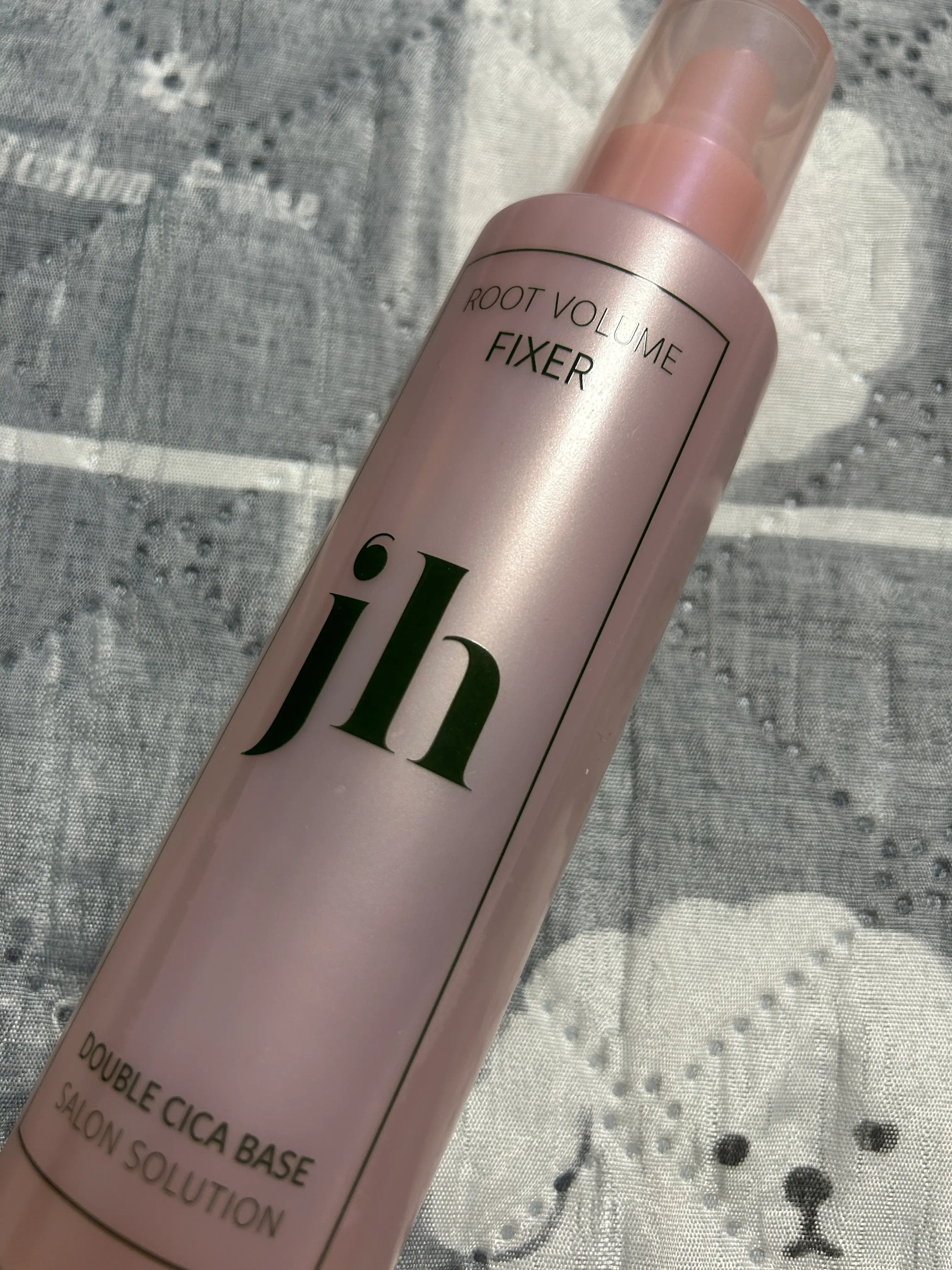 선택된 언니의파우치 리뷰 이미지 - [루트 볼륨 헤어 픽서]