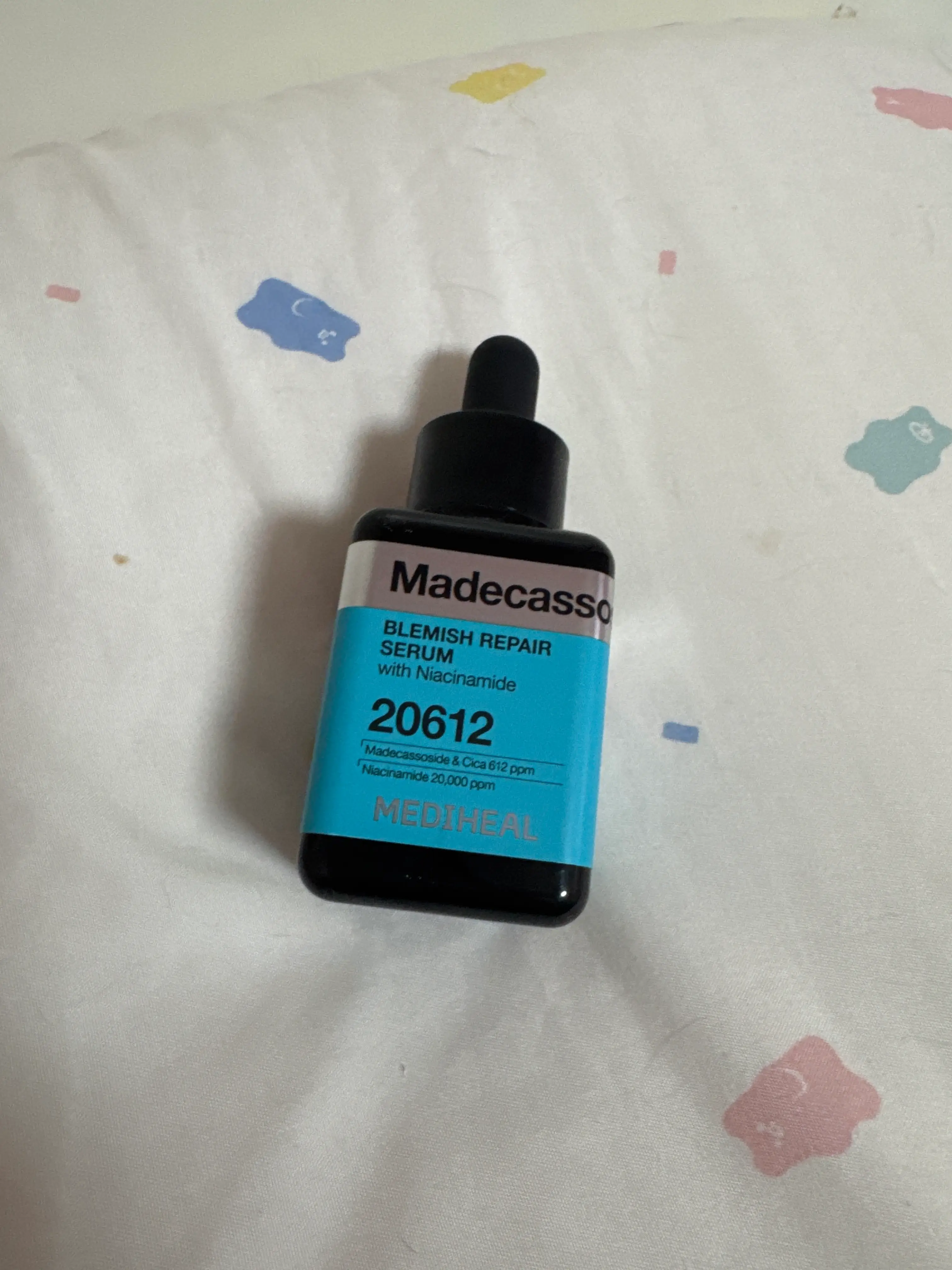 선택된 언니의파우치 리뷰 이미지 - [마데카소사이드 흔적 리페어 세럼]