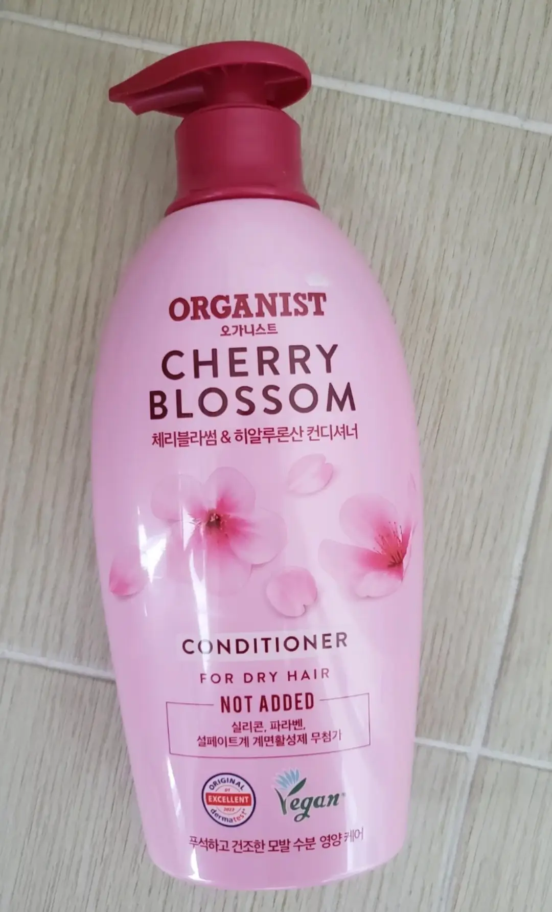 선택된 언니의파우치 리뷰 이미지 - [체리블라썸 앤 히알루론산 컨디셔너]