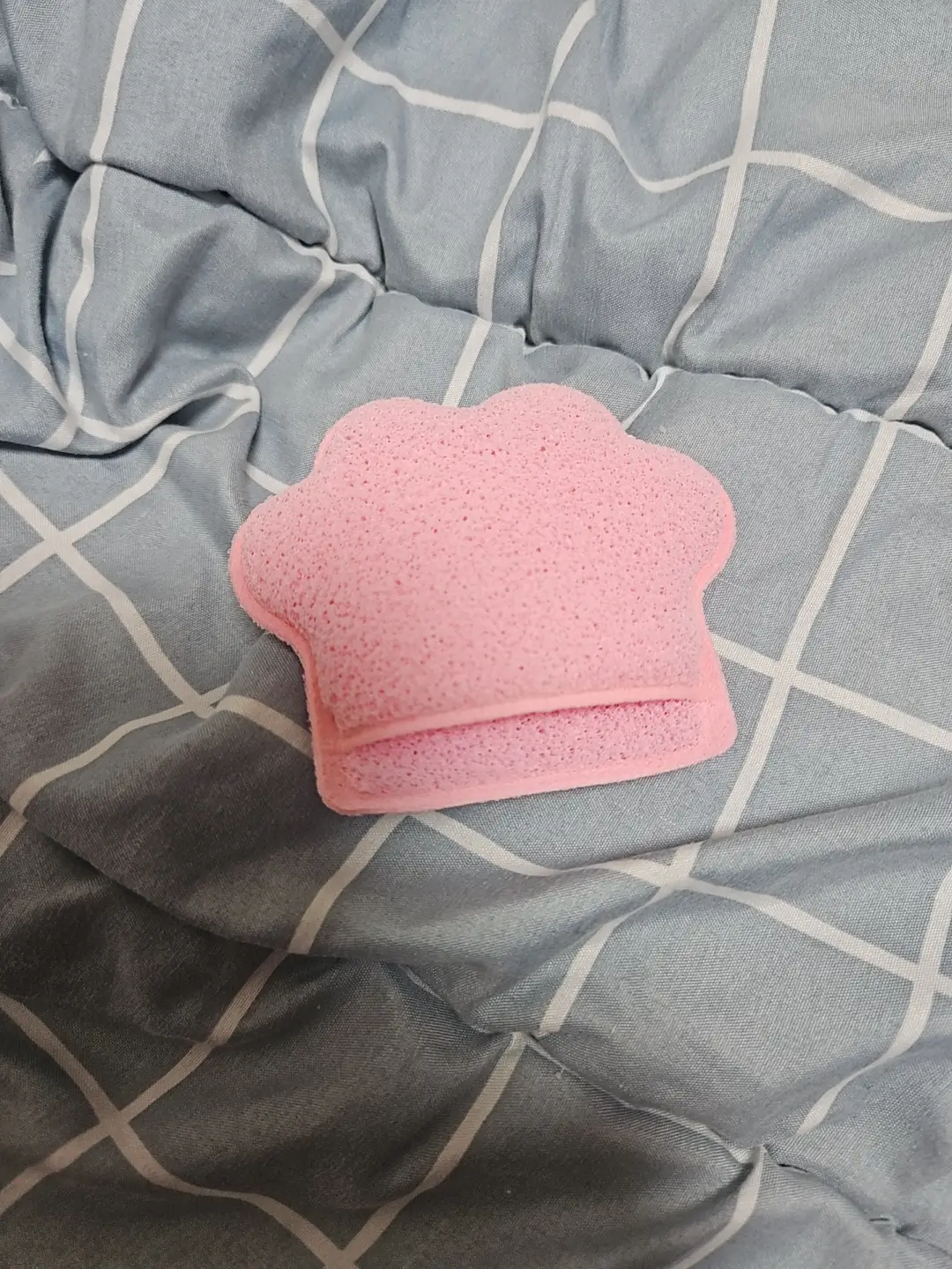 선택된 언니의파우치 리뷰 이미지 - [발바닥 모양 클렌징 스펀지]