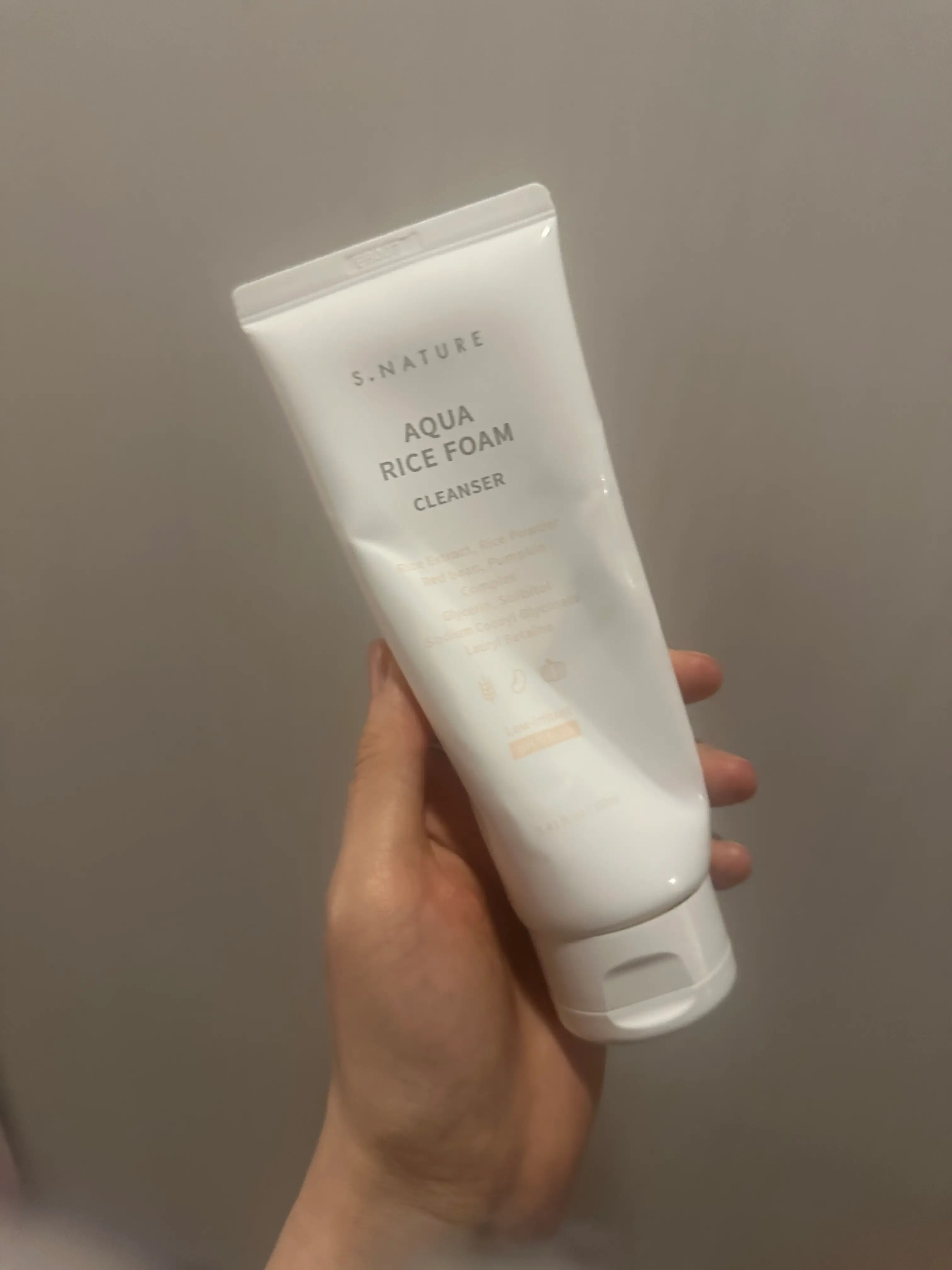 선택된 언니의파우치 리뷰 이미지 - [아쿠아 라이스 약산성 클렌징폼]