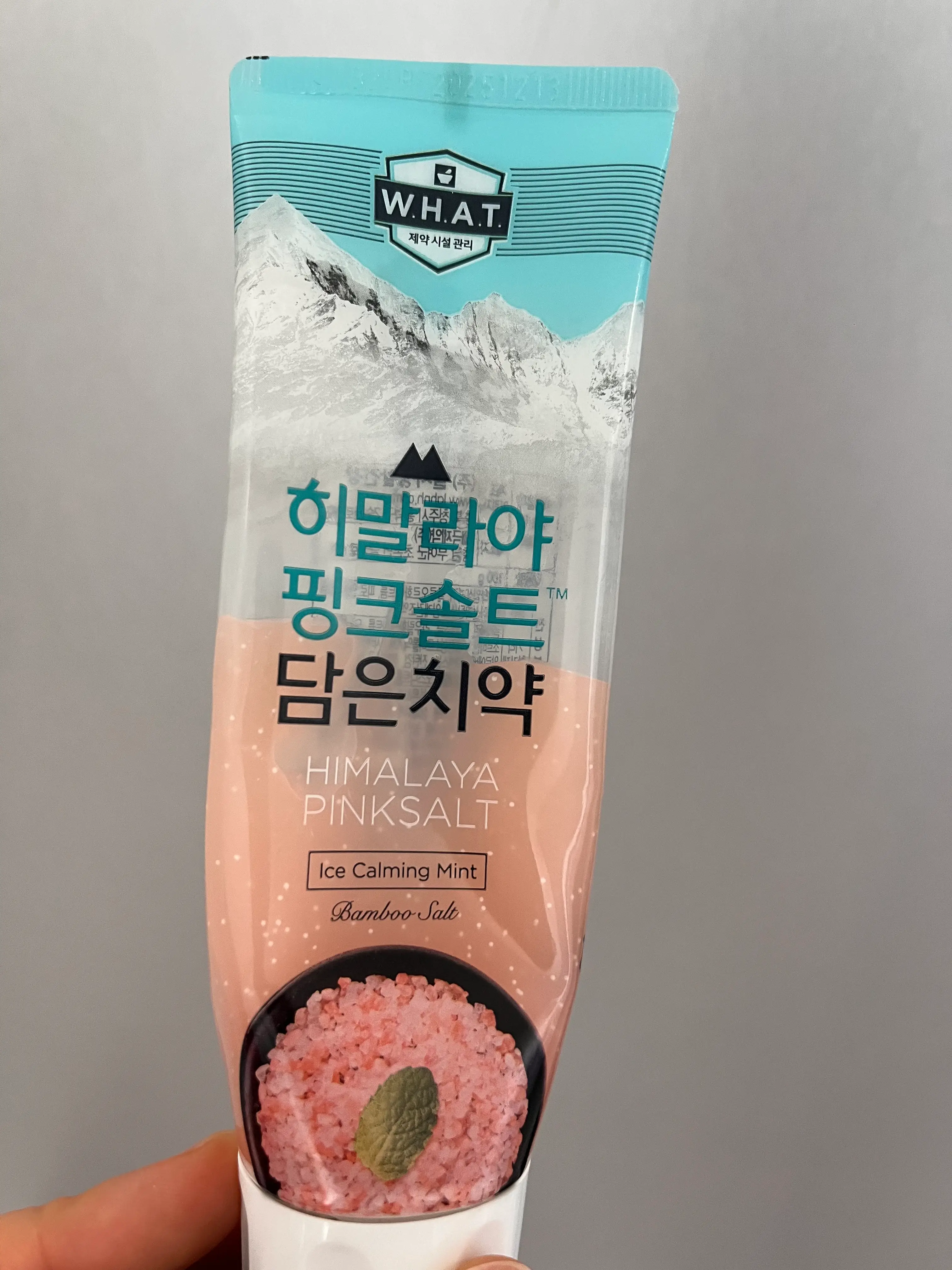 선택된 언니의파우치 리뷰 이미지 - [히말라야 핑크솔트 담은 치약 아이스 카밍 민트]