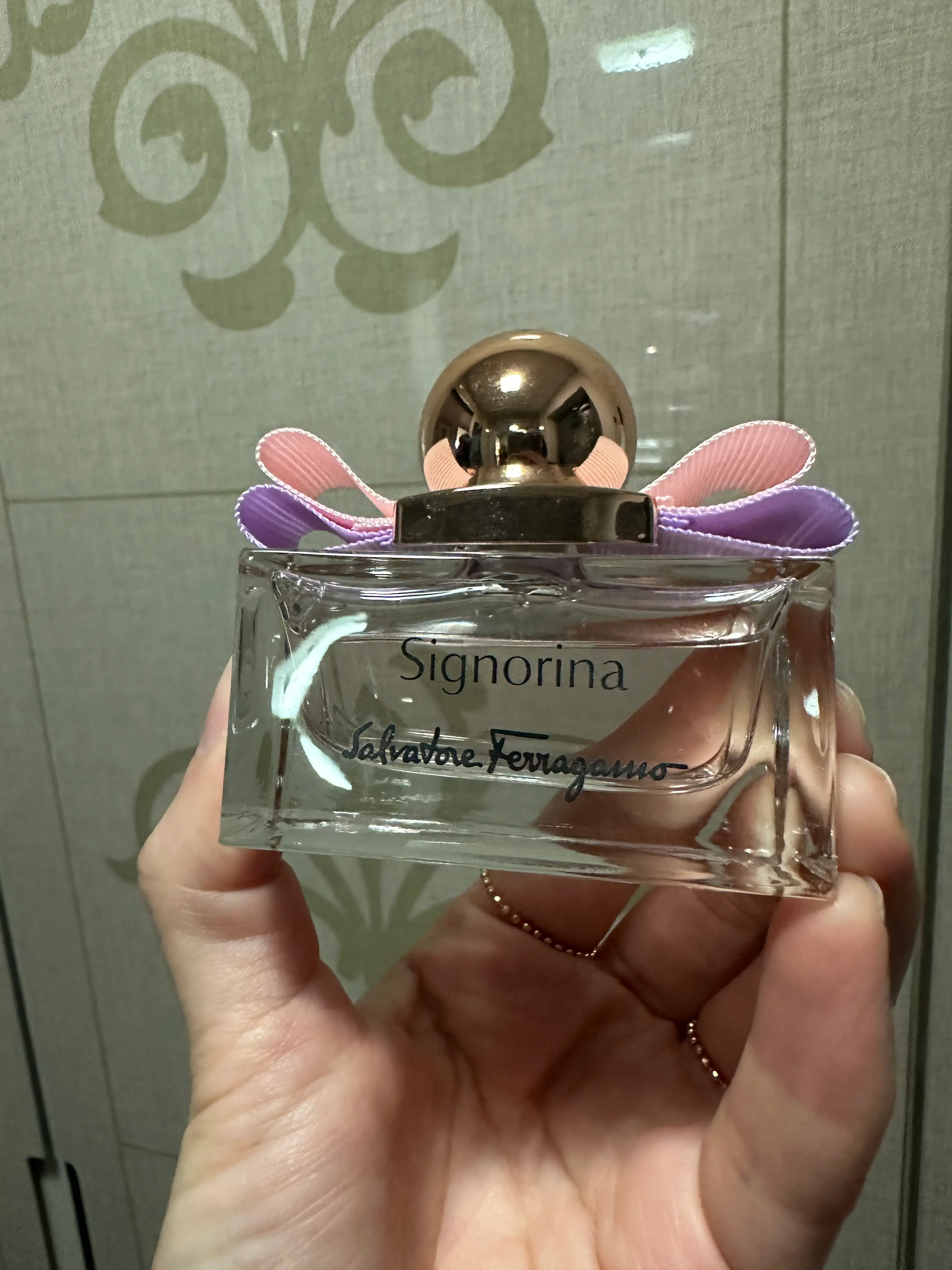 선택된 언니의파우치 리뷰 이미지 - [세뇨리나 오드뚜왈렛]