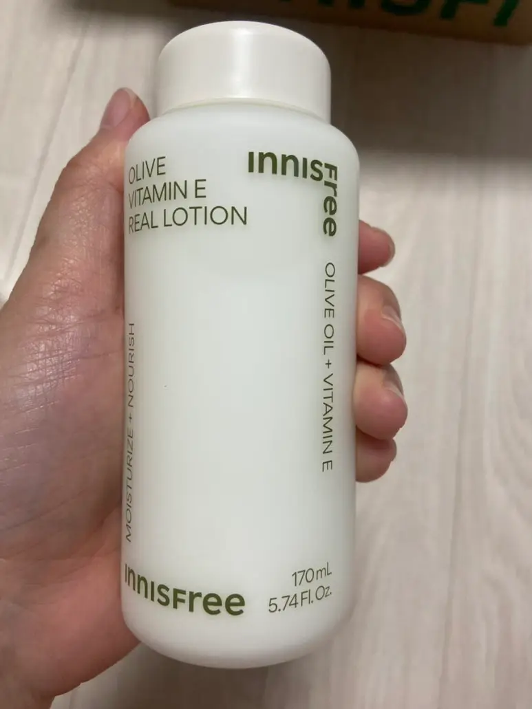 선택된 언니의파우치 리뷰 이미지 - [올리브 비타민 E 리얼 로션]