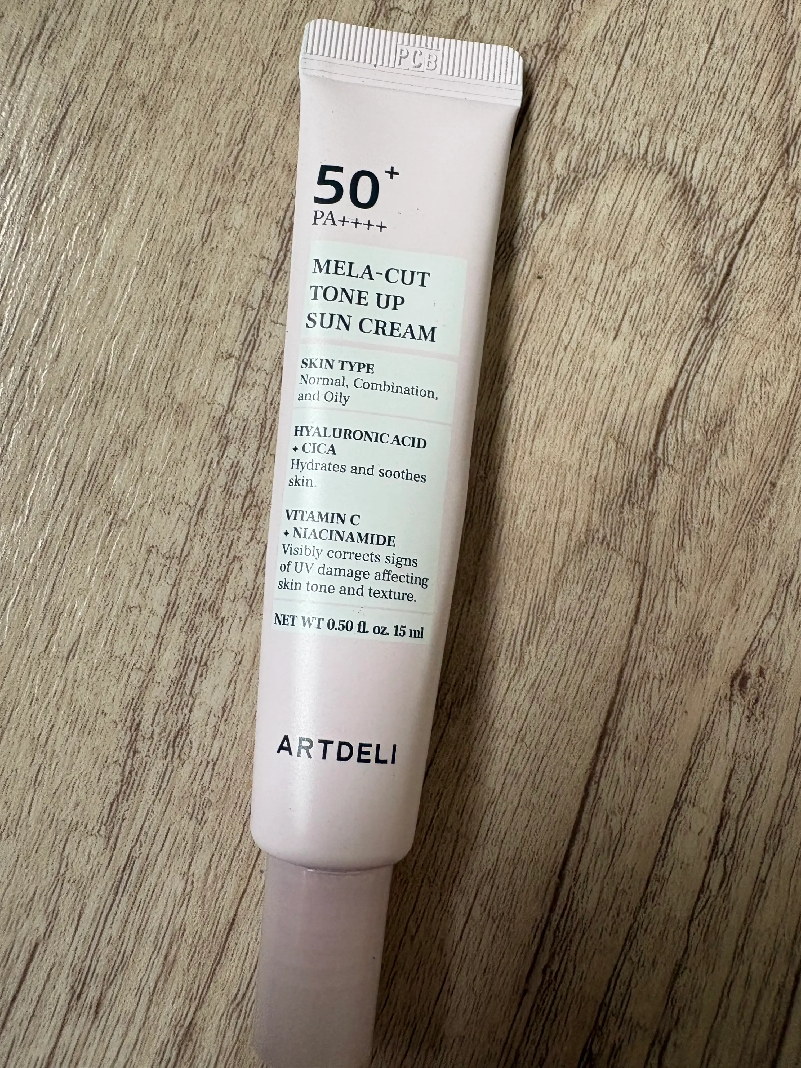 선택된 언니의파우치 리뷰 이미지 - [멜라 컷 톤업 선크림]