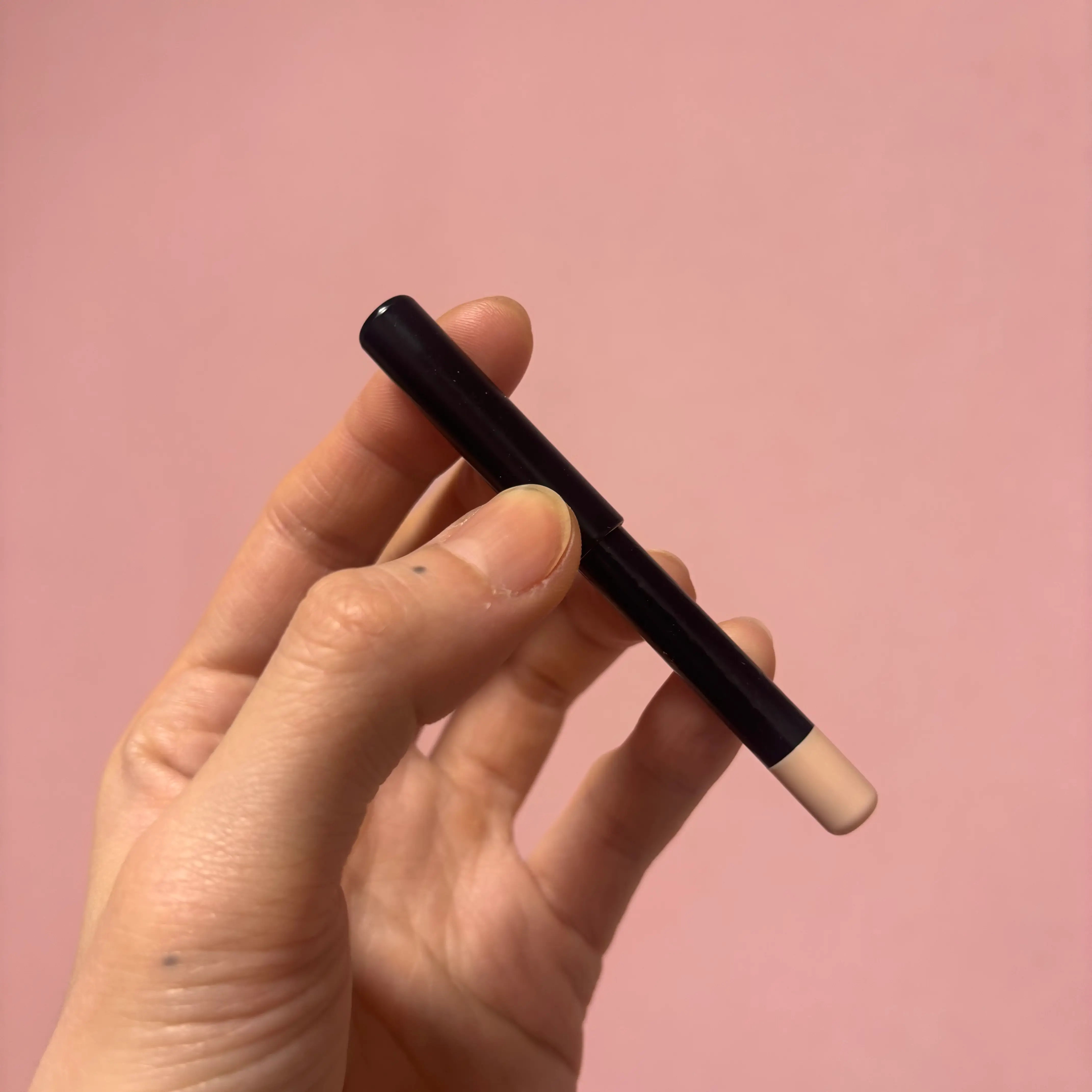 선택된 언니의파우치 리뷰 이미지 - [커버 퍼펙션 컨실러 펜슬]