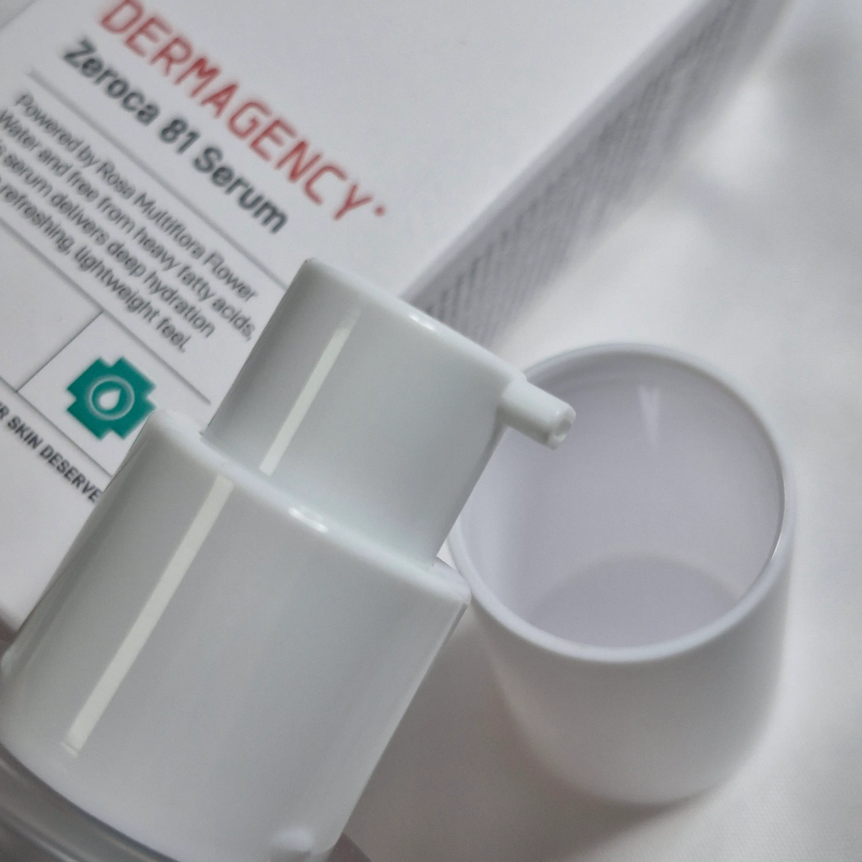 선택된 언니의파우치 리뷰 이미지 - [제로카 81 세럼]