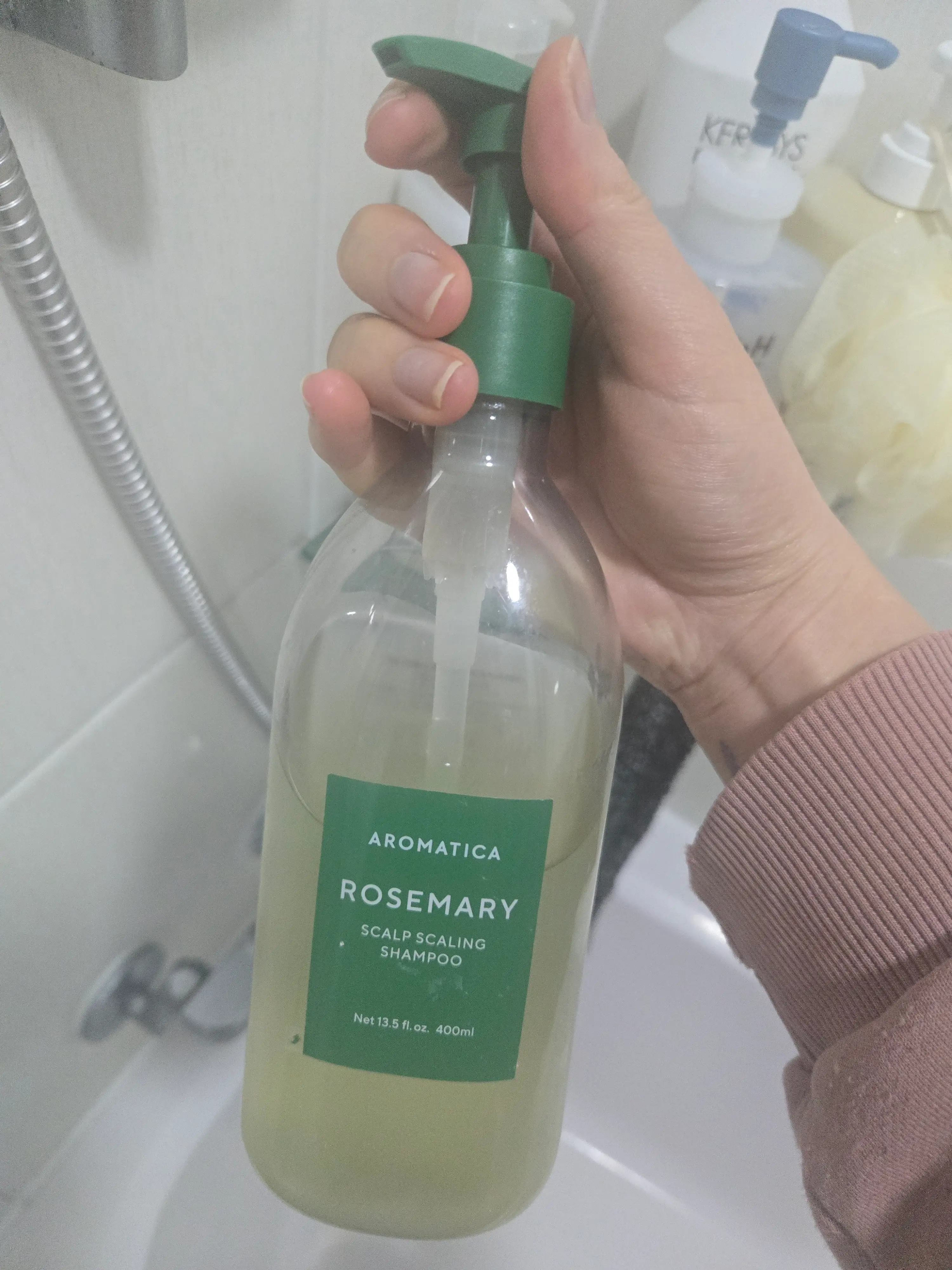 선택된 언니의파우치 리뷰 이미지 - [로즈마리 스칼프 스케일링 샴푸]